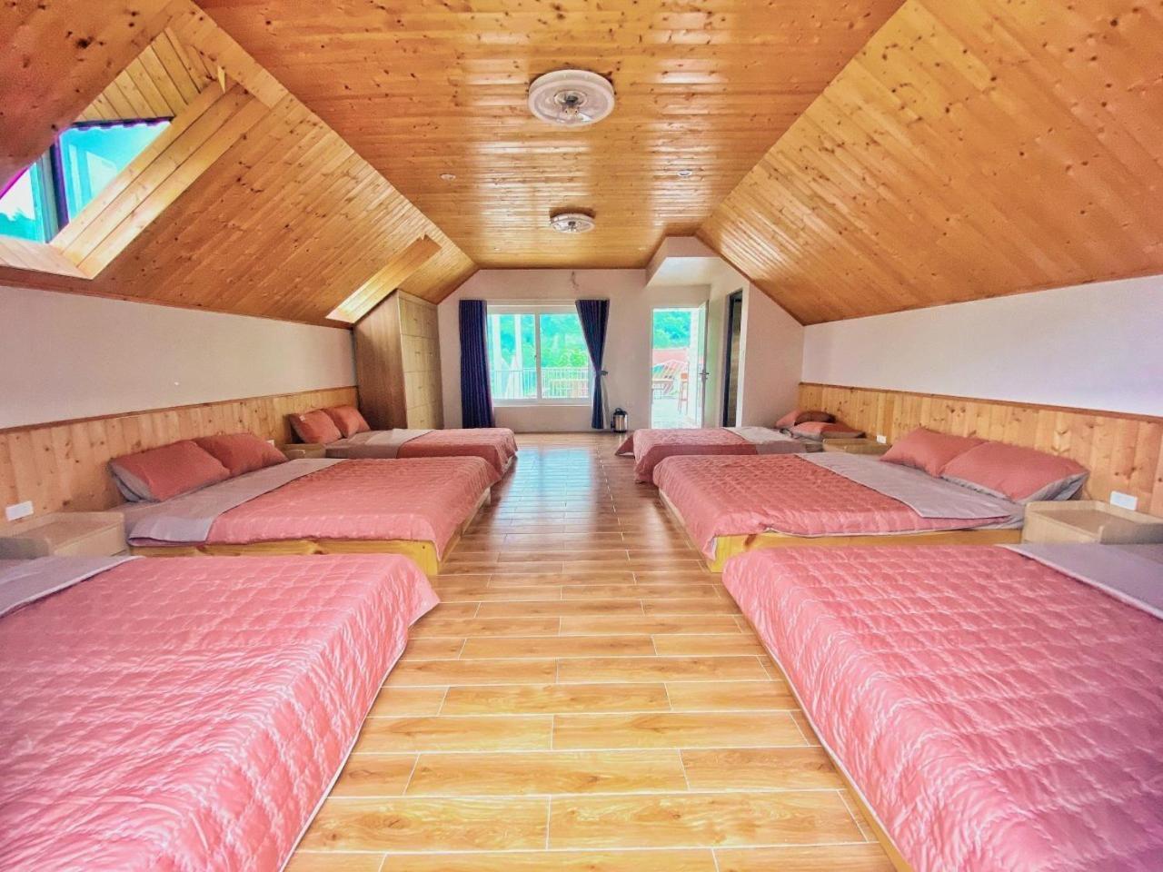 Vian Rock Hill Homestay * Hanoi