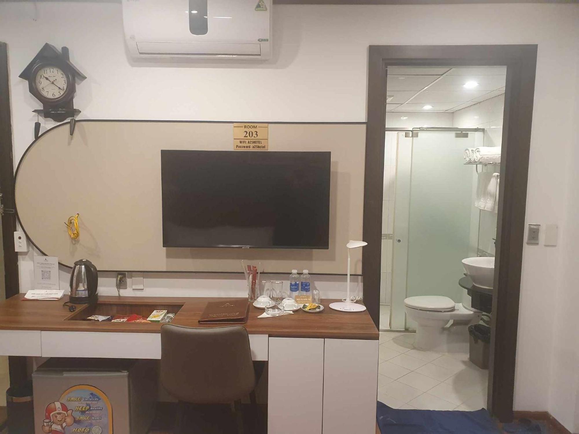 Khách sạn A25 - 28 Trần Quý Cáp