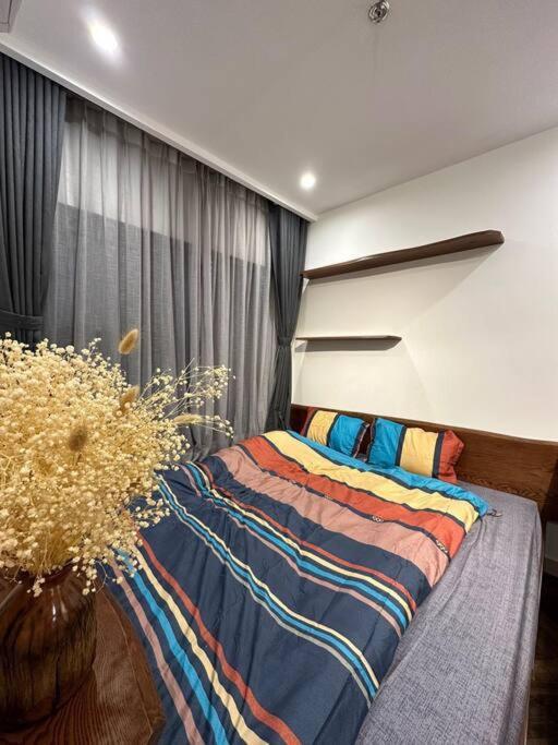 Apartment Vinhomes Smartcity - Zhomestay - Ho Dich Vu S3 *