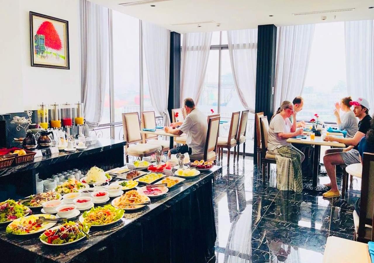 Family Khách sạn Hà Nội