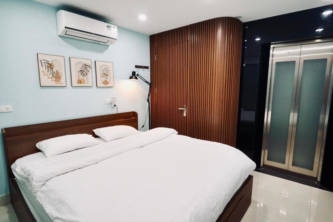 Niah Cozy - Train Street Homestay