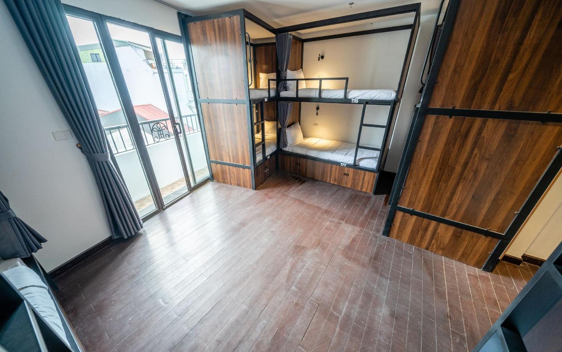 Mad Monkey Hostel Hanoi