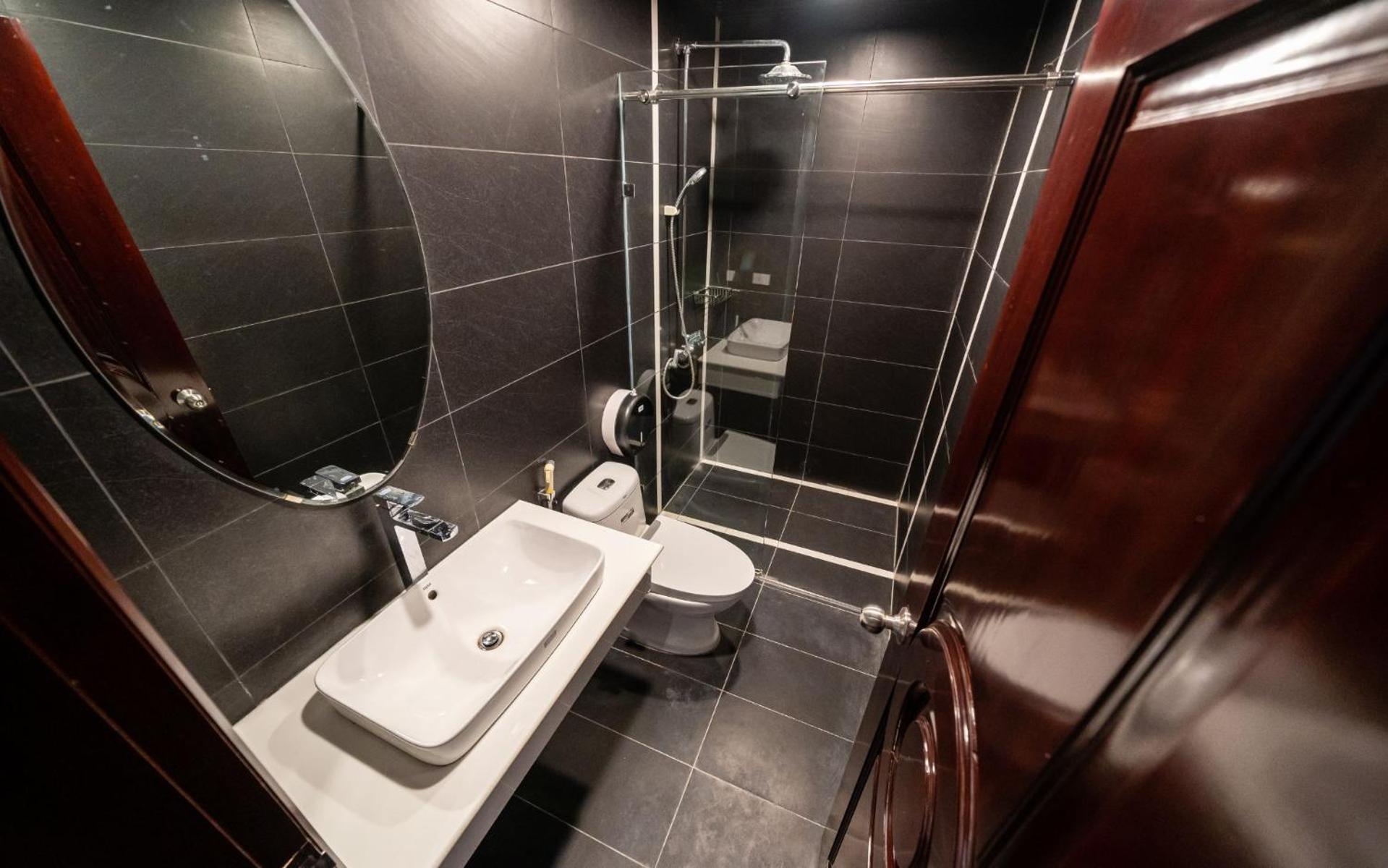 Mad Monkey Hostel Hanoi