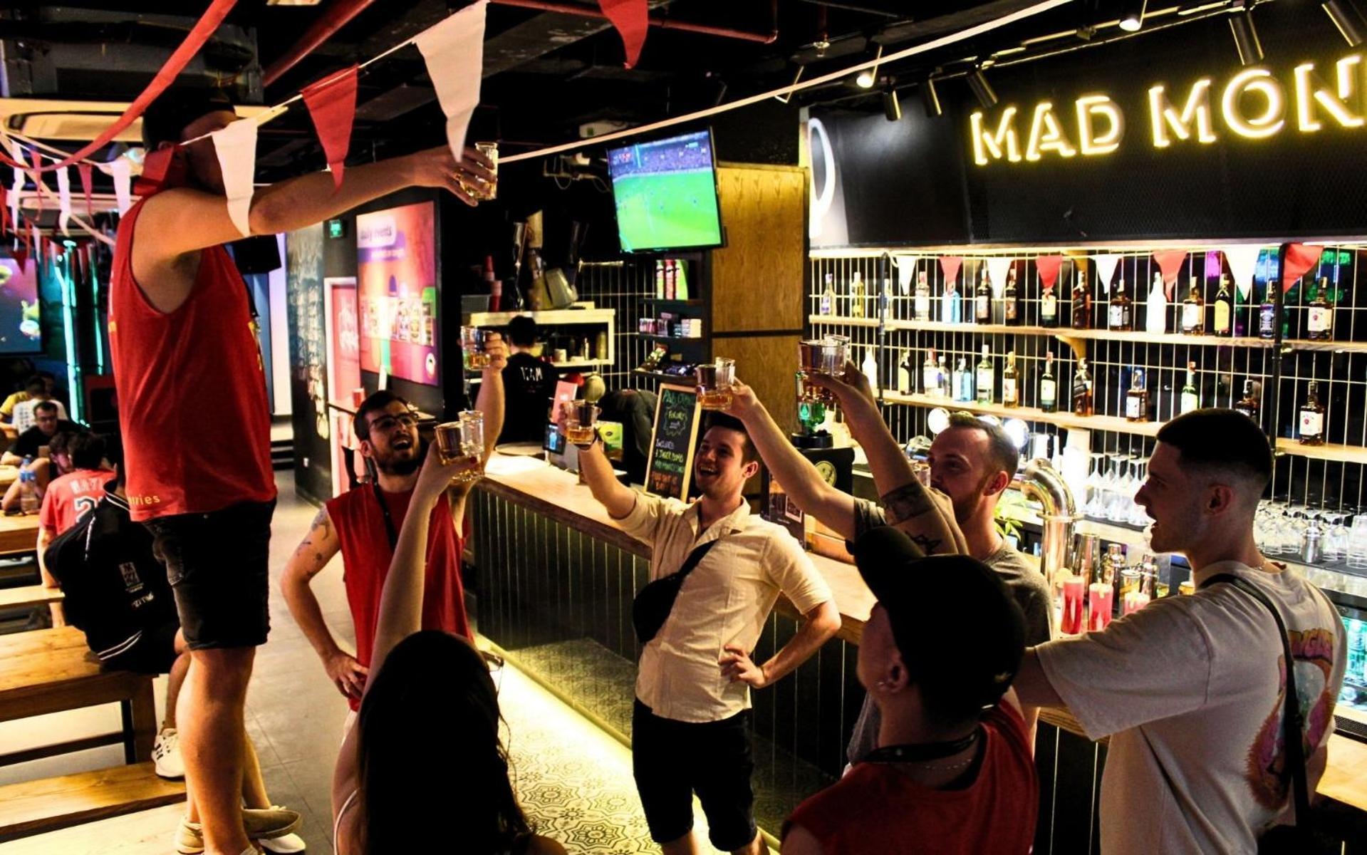 Mad Monkey Hostel