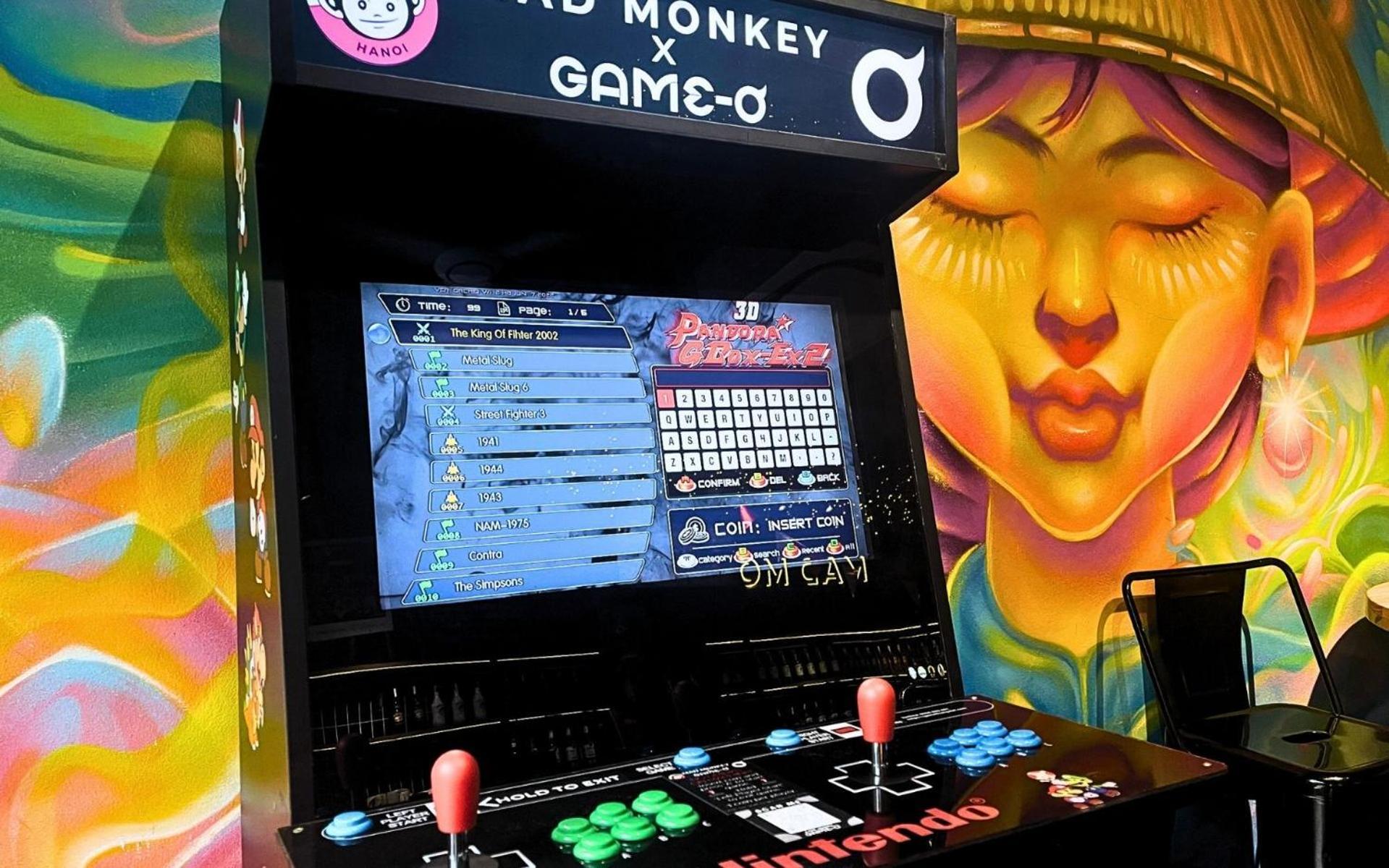 Mad Monkey *