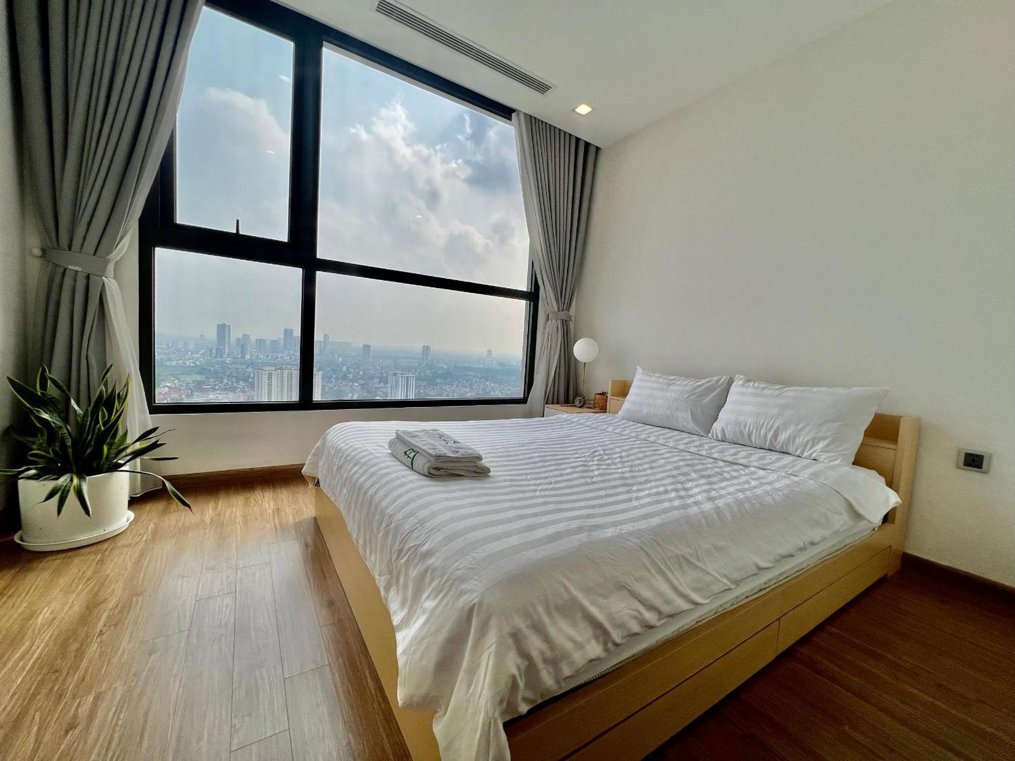 One Bedroom In Vinhomes Greenbay * Hanoi