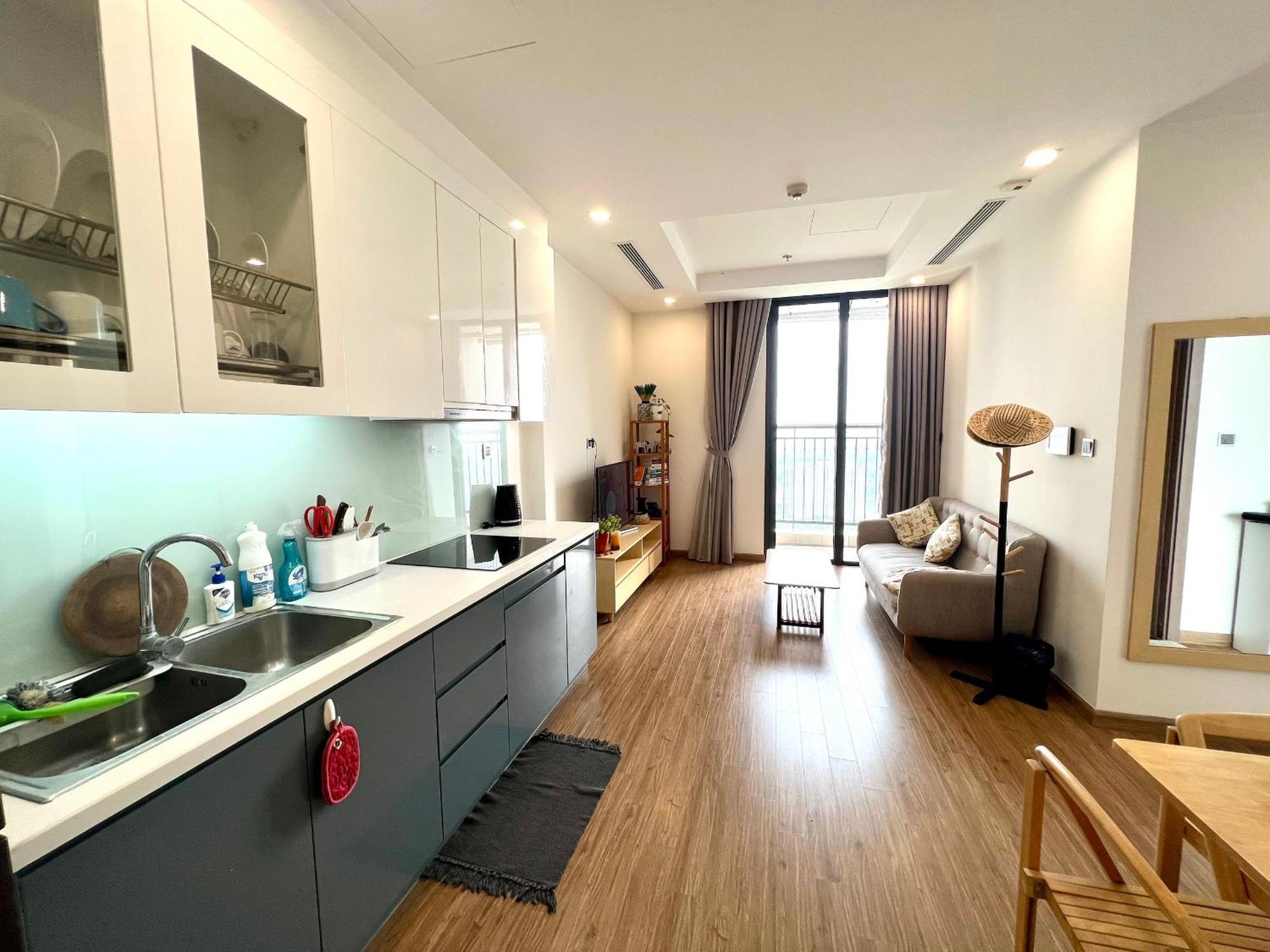 One Bedroom In Vinhomes Greenbay Apartment