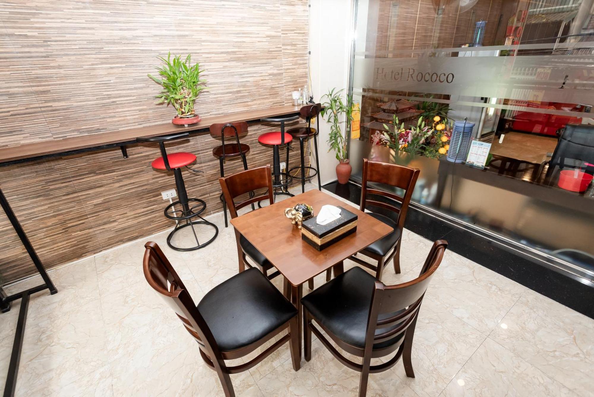Hotel Khach San Rococo *