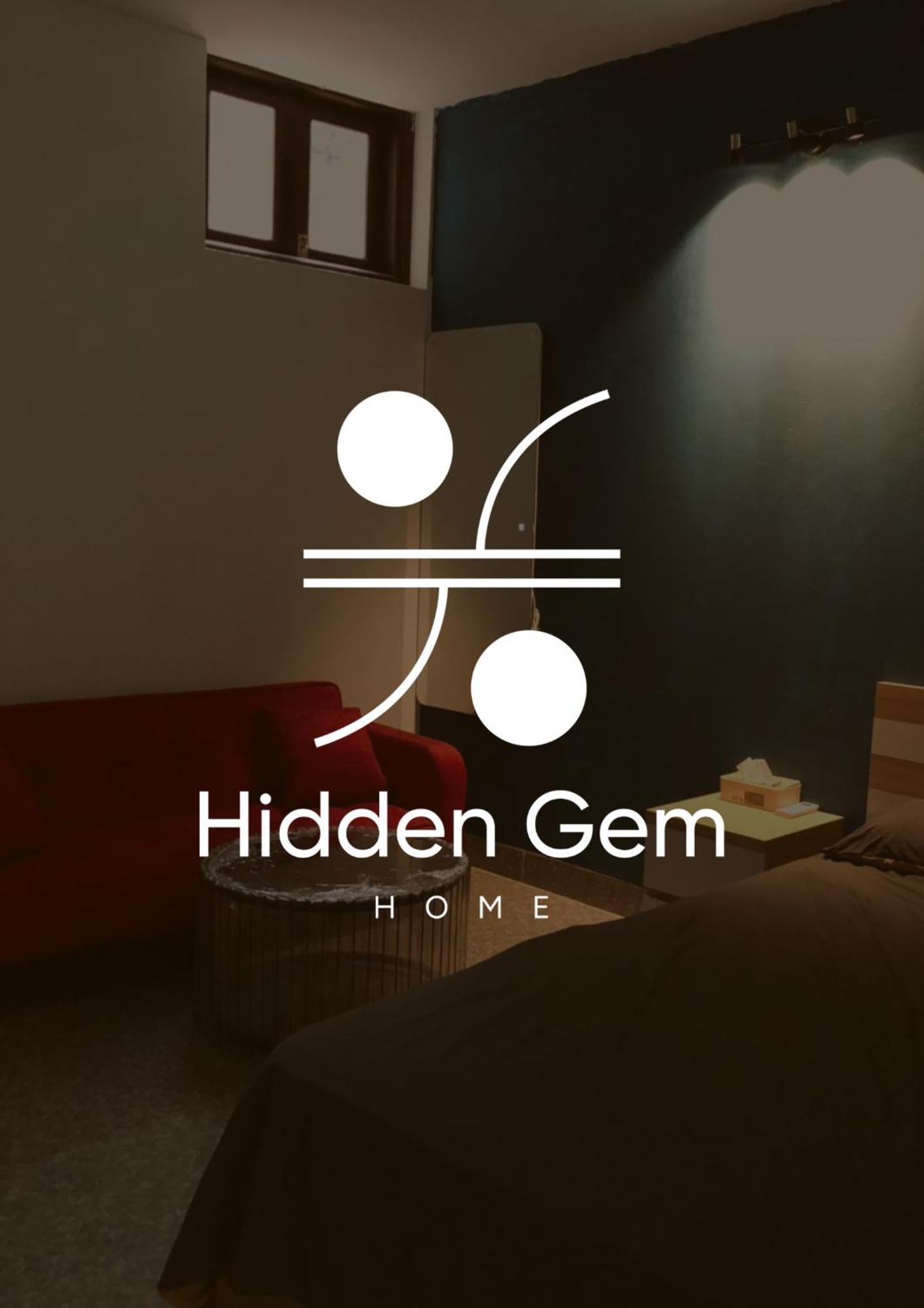 Hidden Gem Spinel * Hanoi