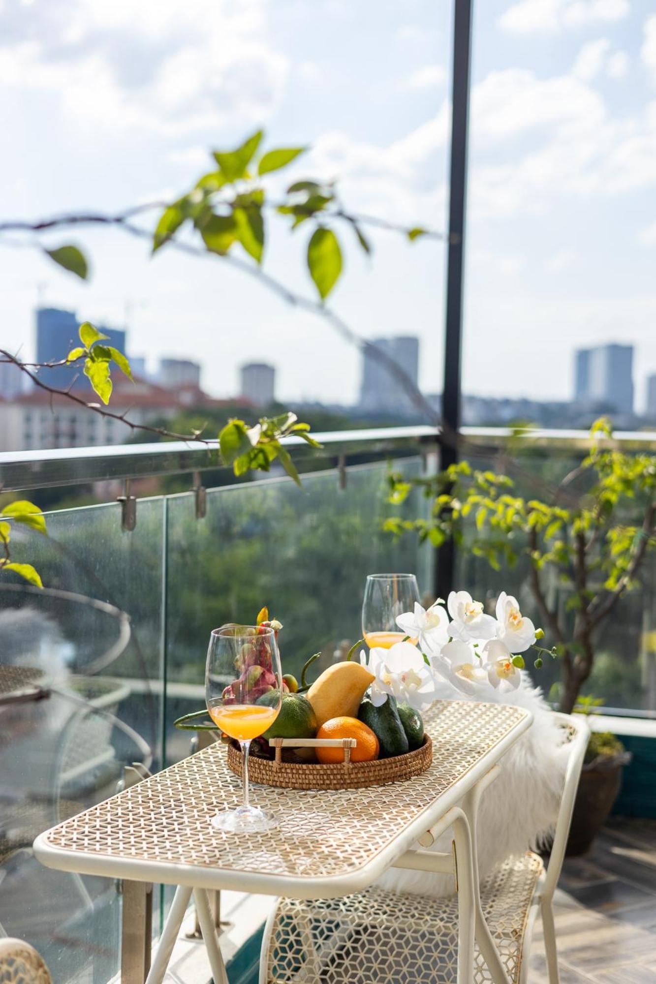 M Lakeside - Cara Rustic Apartment
