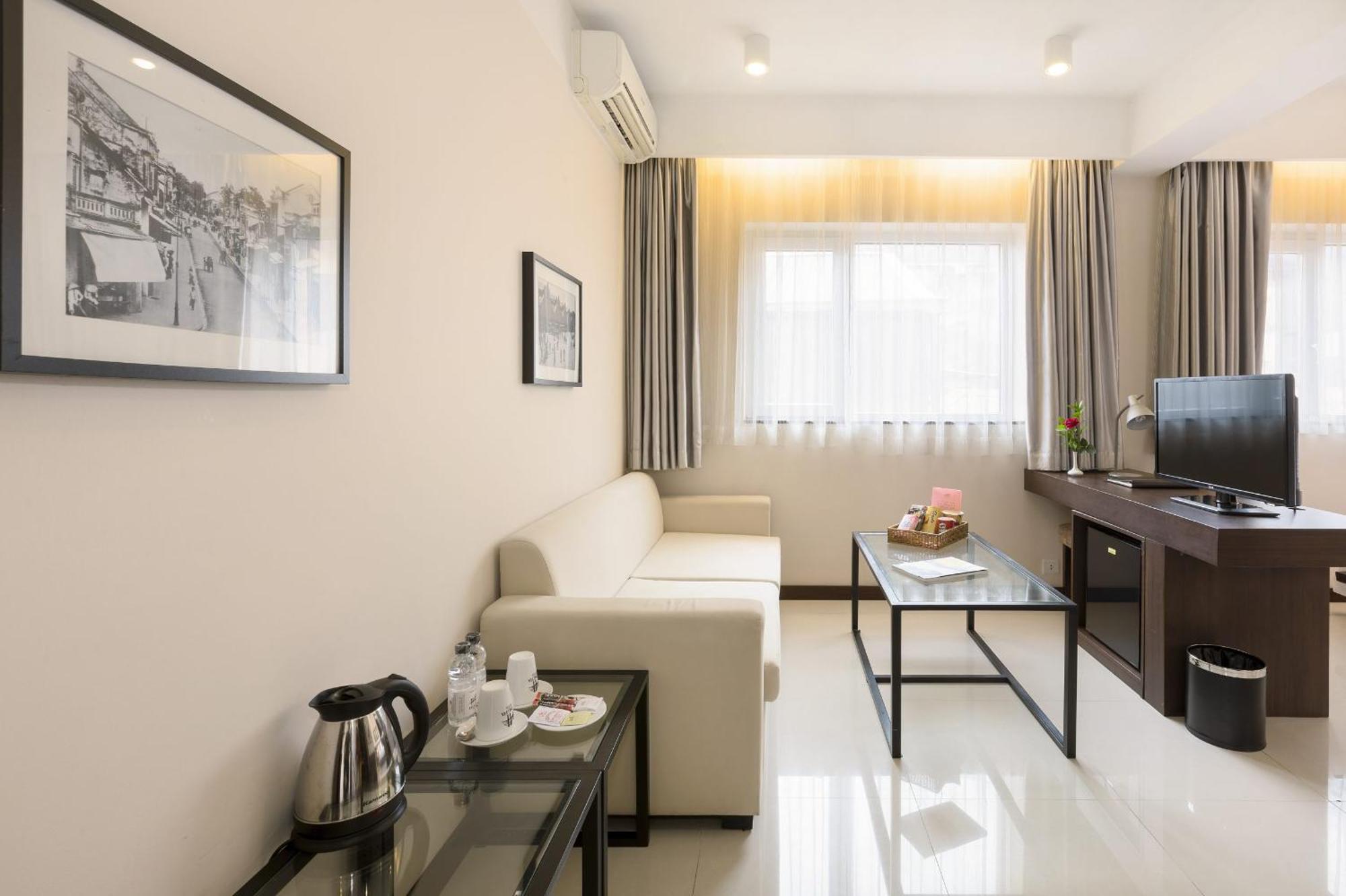 Hong Ha Hn - By Bay Luxury * Hanoi