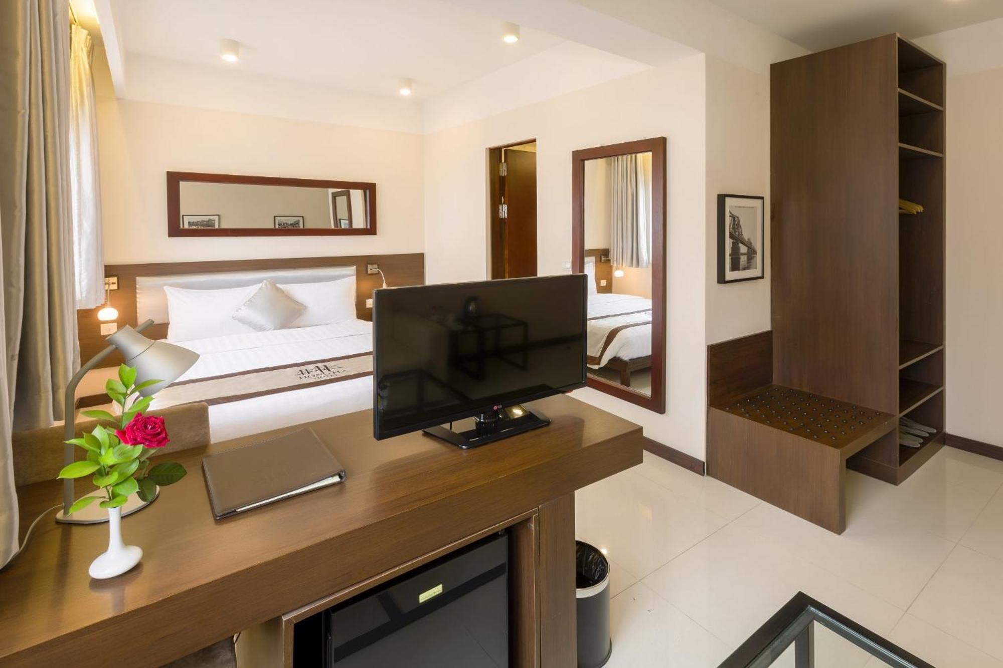 Hong Ha Hn - By Bay Luxury Apartment