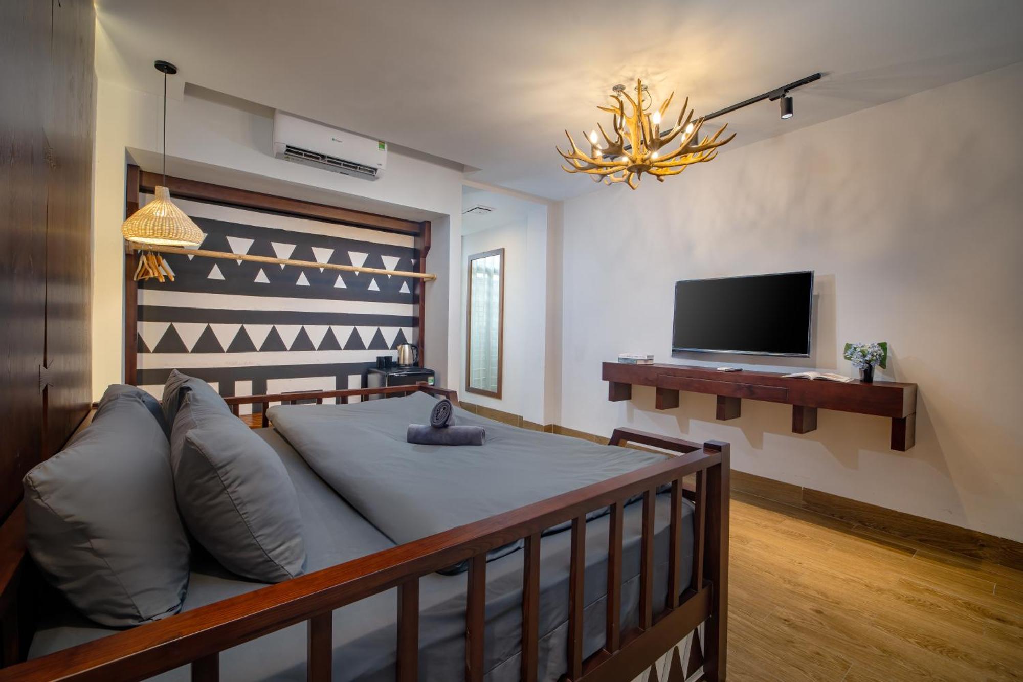 Bed & Breakfast Le's Boutique In The Center Old Quarter Hanoi