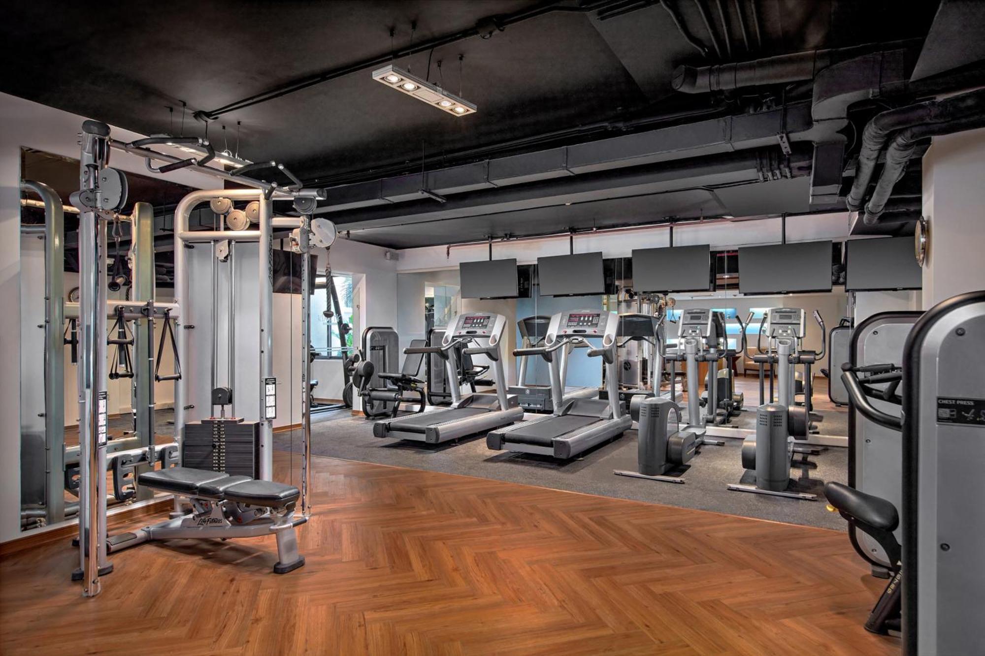 Moevenpick Centre 5*