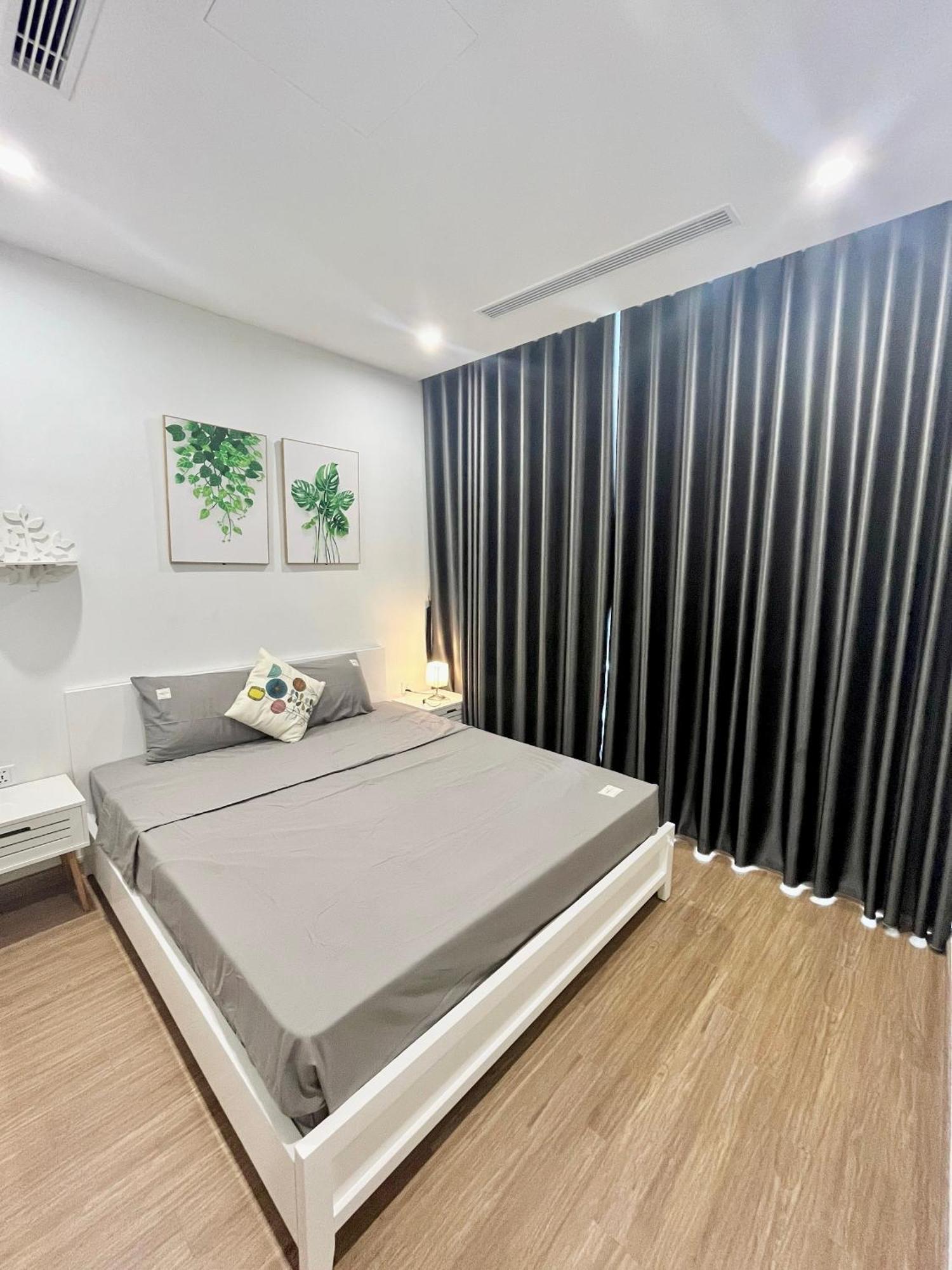 Free Pick-up Airport - Vinhomes Skylake View Landmark Tower Apartment *