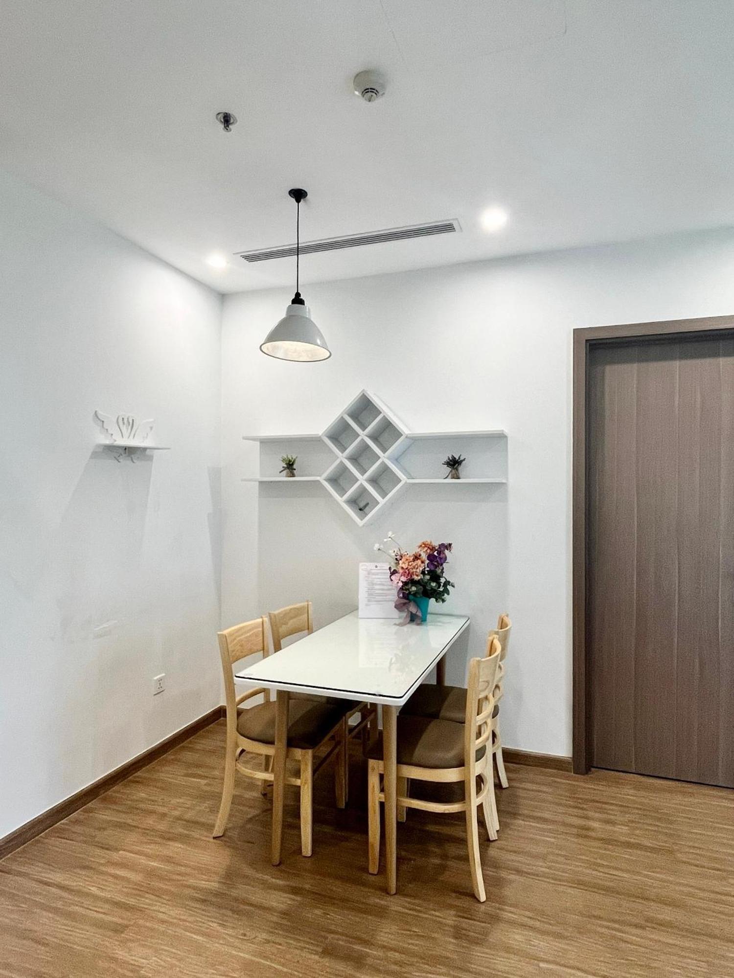Free Pick-up Airport - Vinhomes Skylake View Landmark Tower Apartment Hanoi