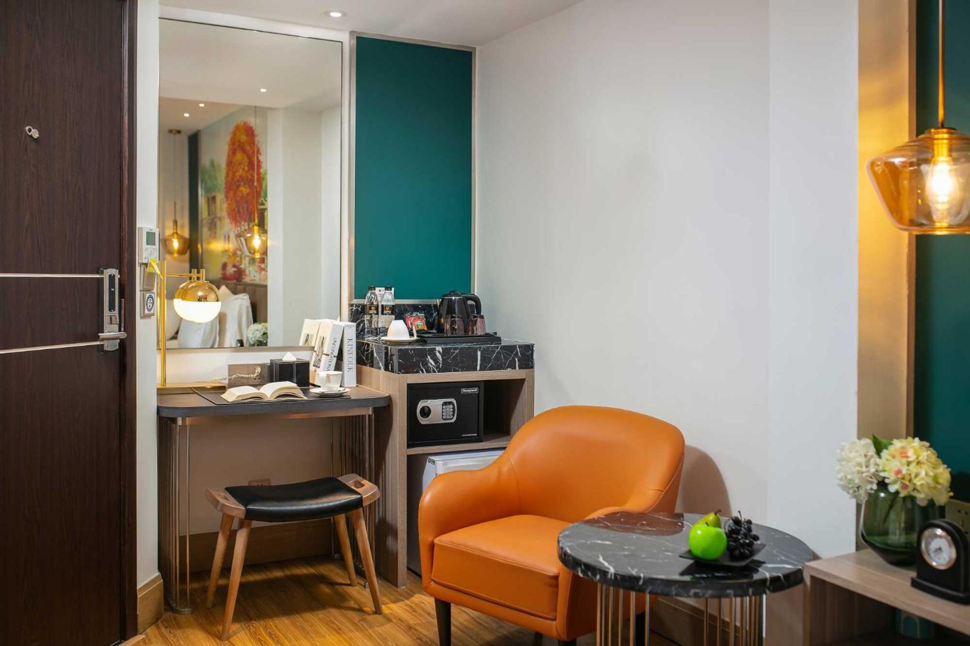 Aurora Premium - A Lifestyle 4* Hanoi