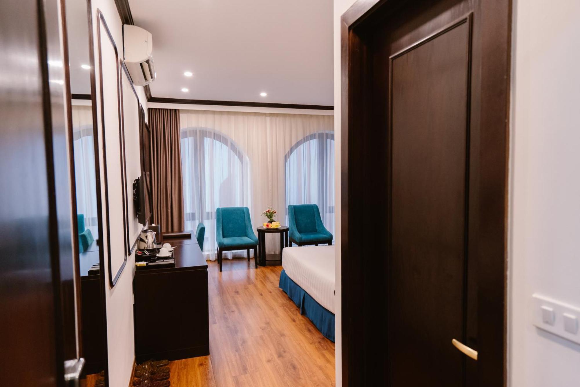 A&d Luxury Hotel 2*