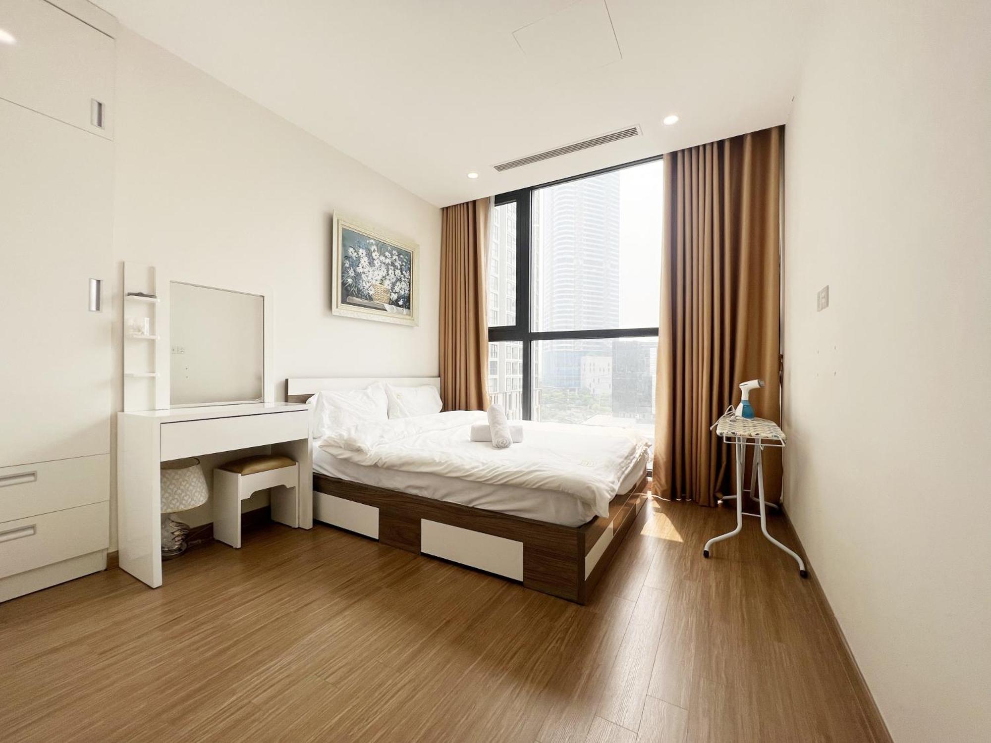 Luxury Vinhomes Skylake Hanoi