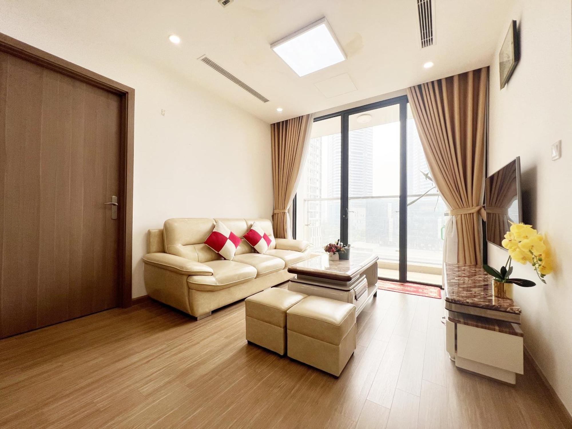 Luxury Vinhomes Skylake