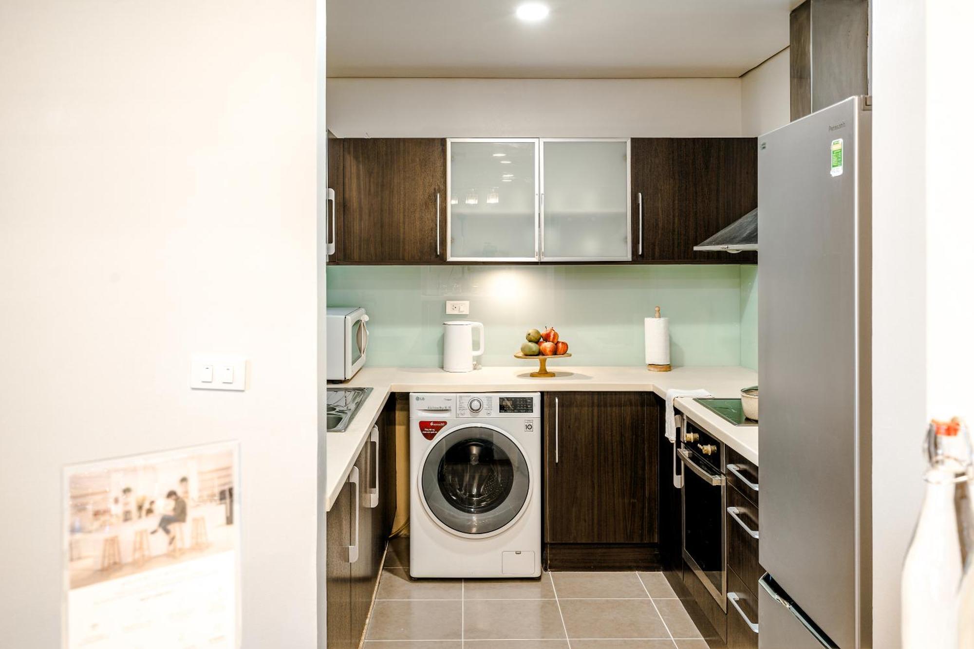 Wecozy Pacific - Spacious Apartment, Train Station Side * Hanoi