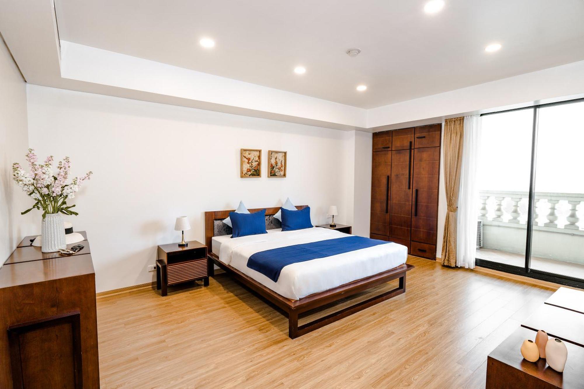 Apartment Wecozy Pacific - Spacious Apartment, Train Station Side Hanoi