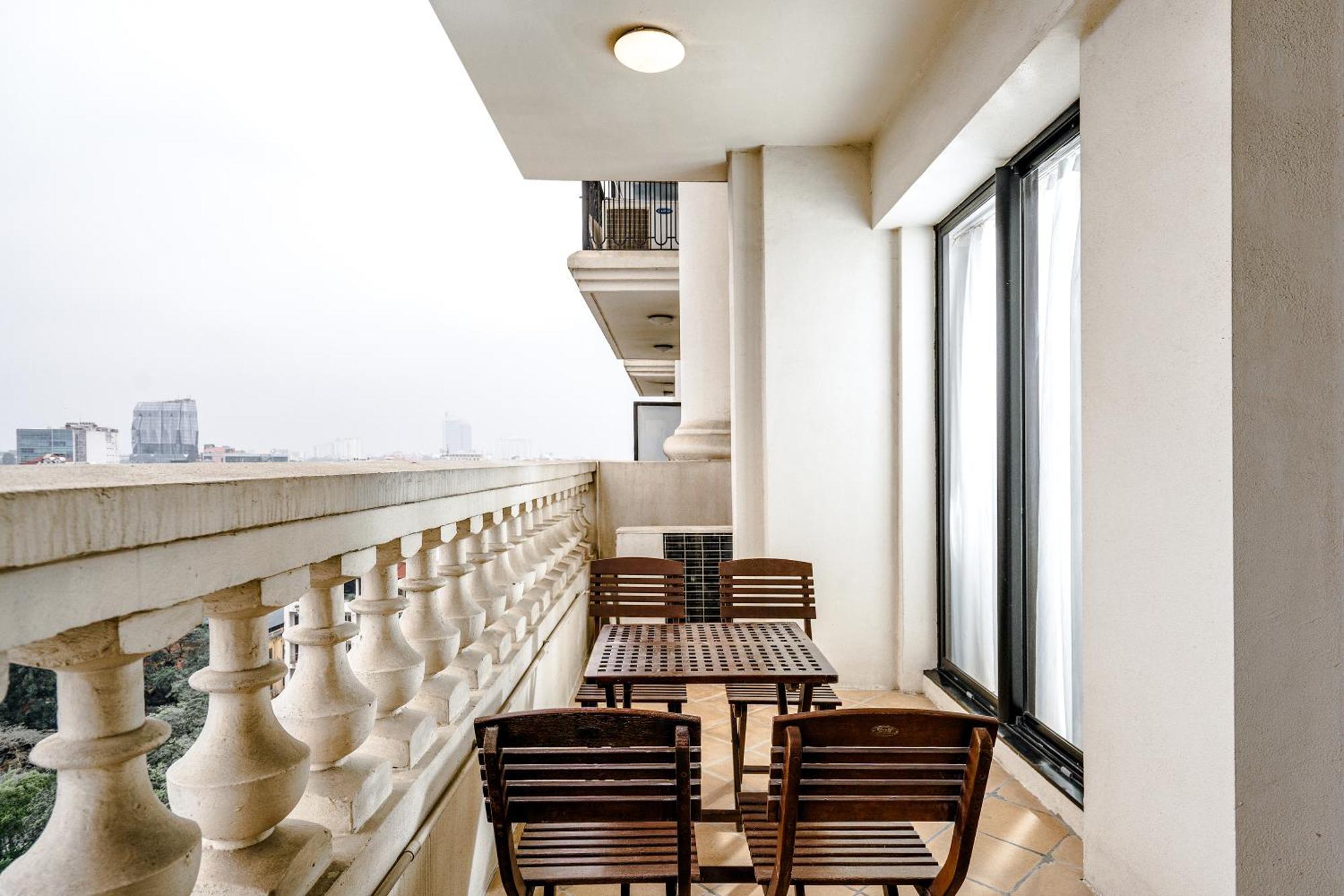Wecozy Pacific - Spacious Apartment, Train Station Side