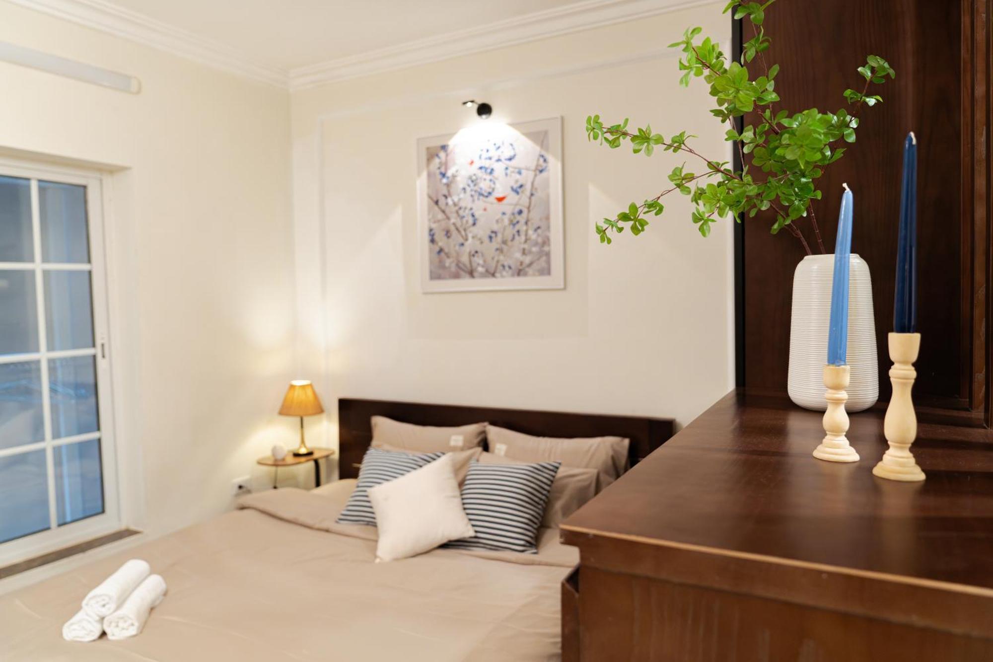Hoan Kiem Cozy Retreat - 2 Bedroom - Netflix - Kitchen * Hanoi