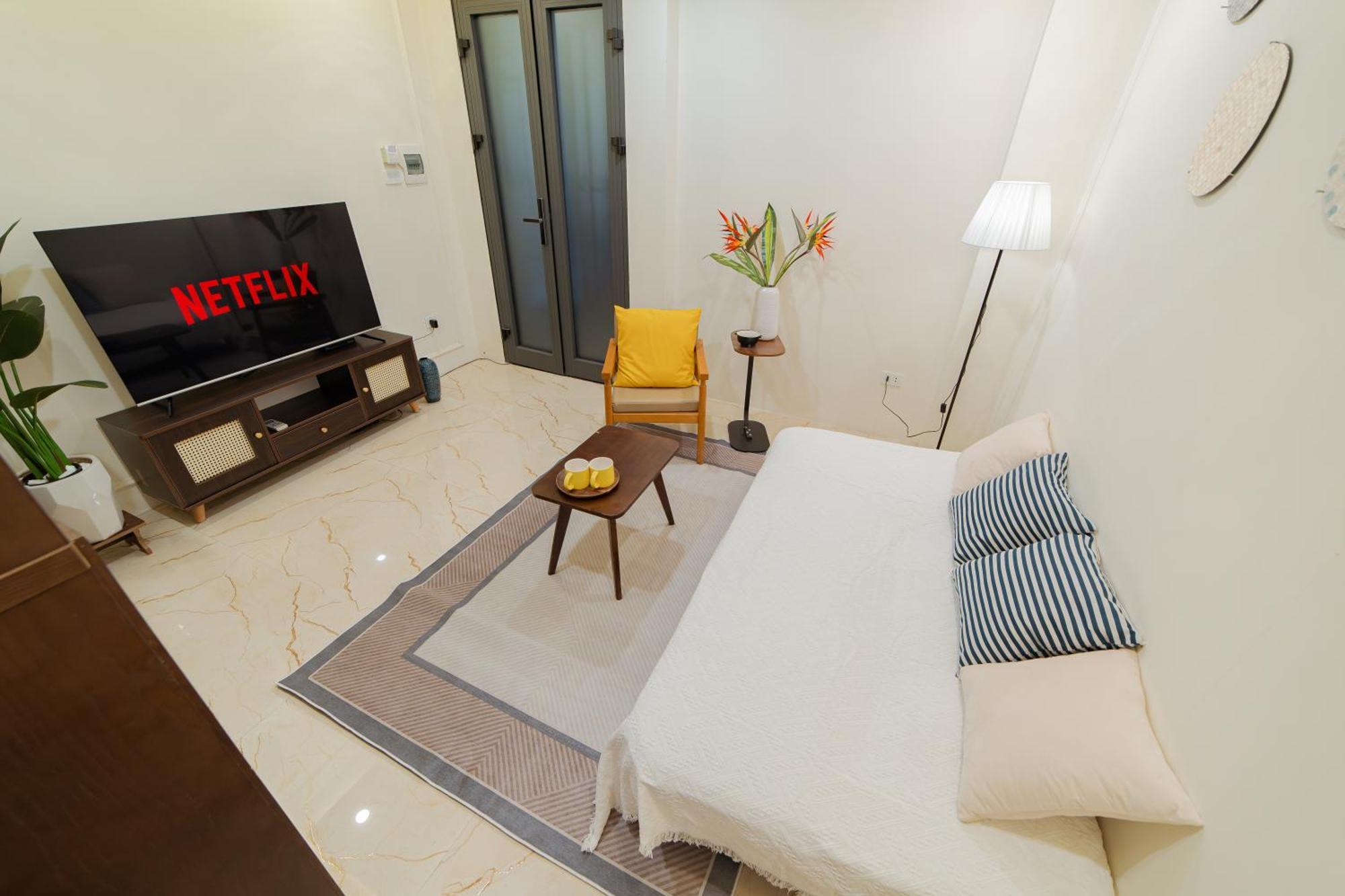 Hoan Kiem Cozy Retreat - 2 Bedroom - Netflix - Kitchen * Hanoi