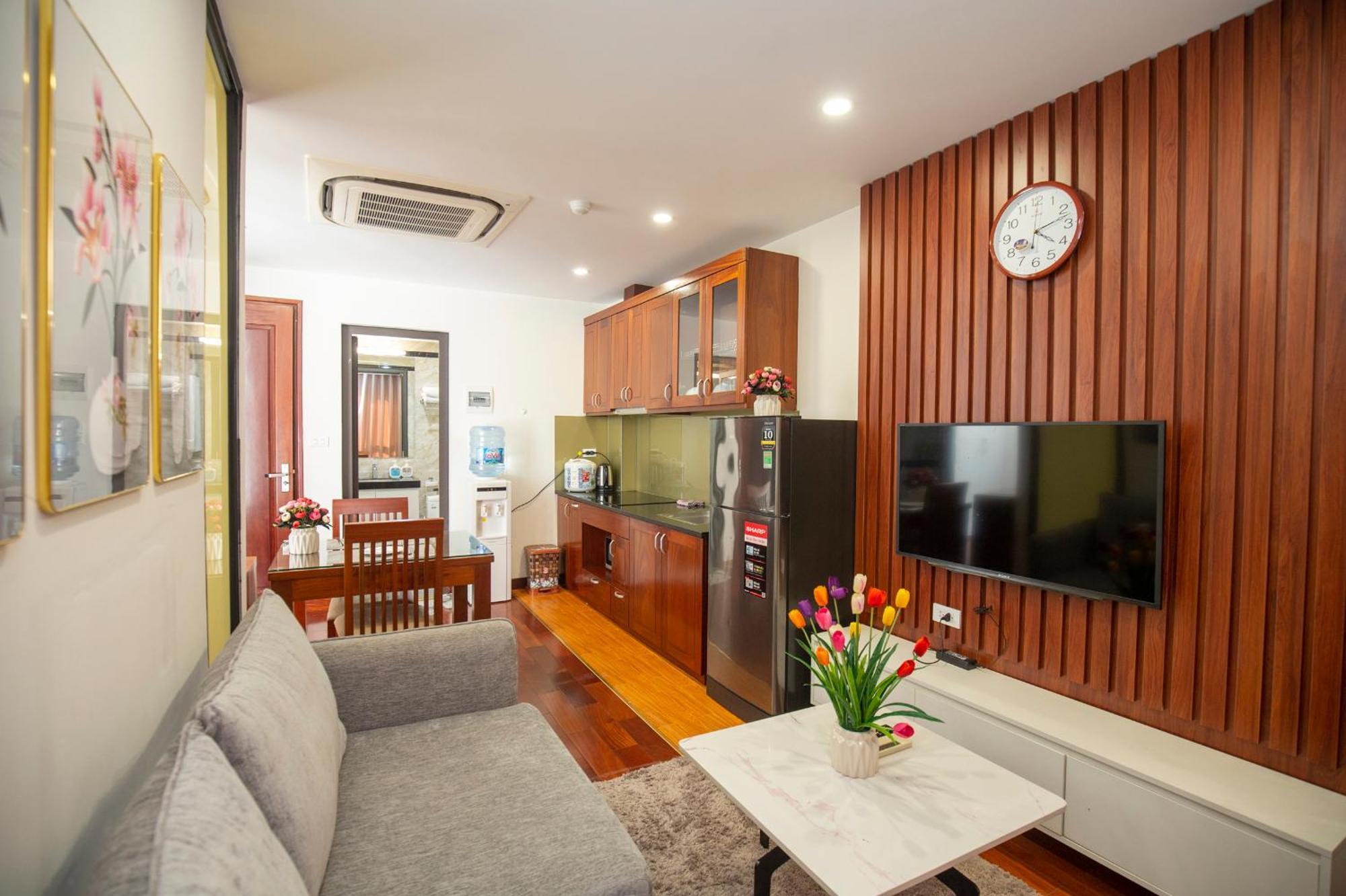 Apartment Sumitomo 10 Apartment- No 66 Lane 12 Dao Tan Street *
