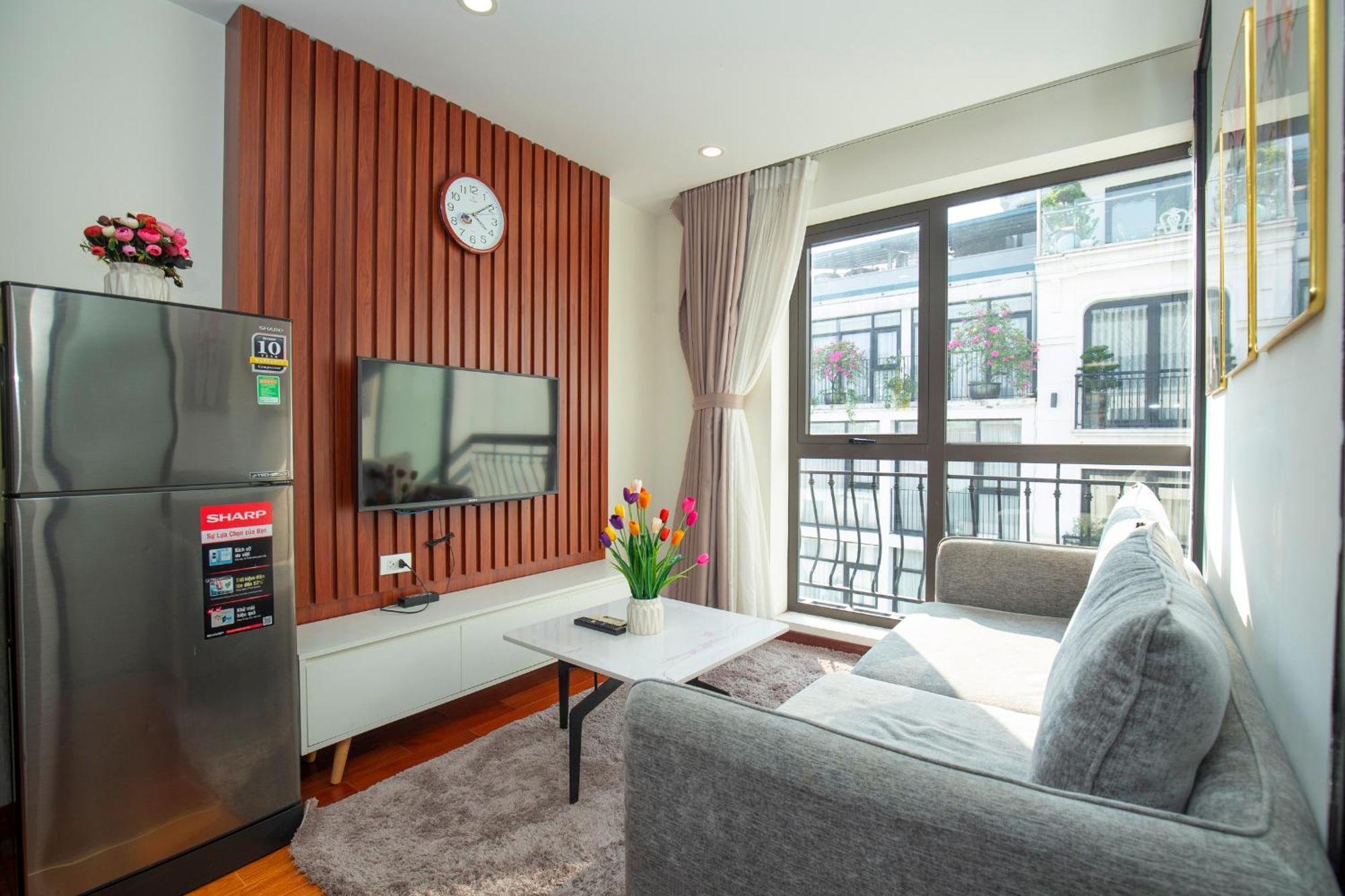 Sumitomo 10 Apartment- No 66 Lane 12 Dao Tan Street Apartment