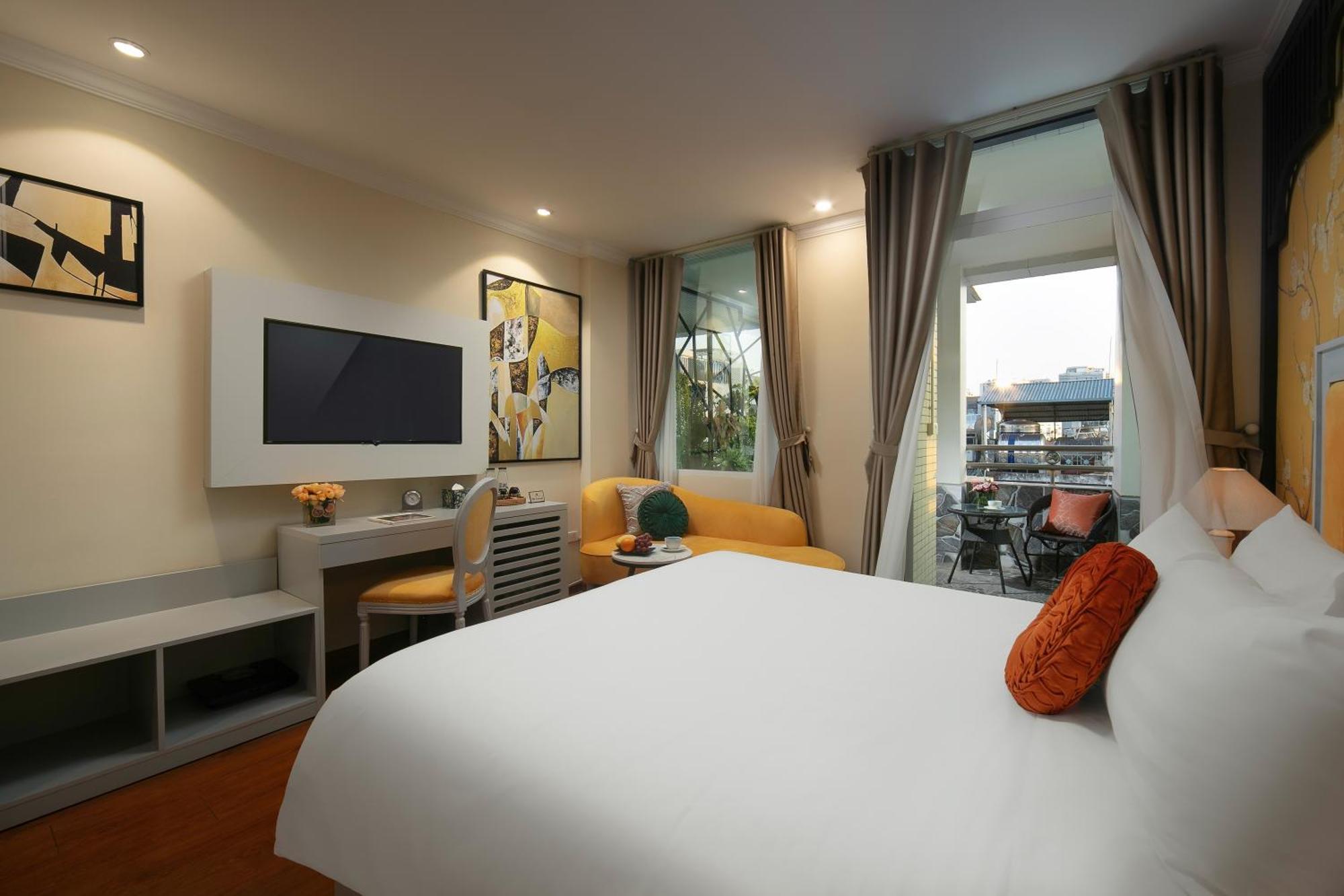 San Premium 4* Hanói