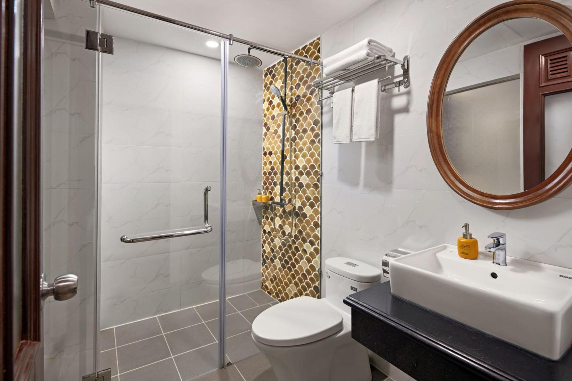 Hotel Eliana Premio Hanoi