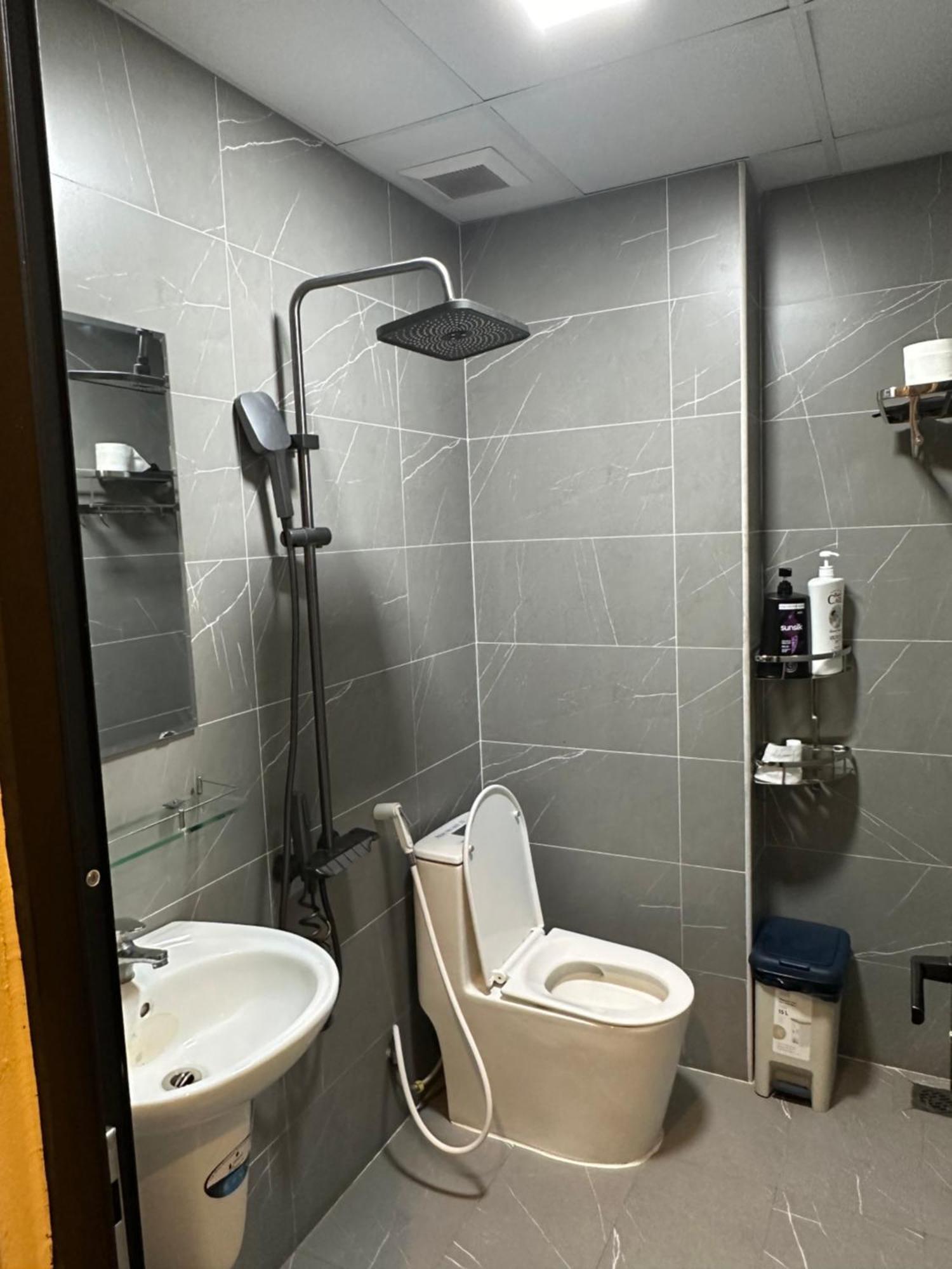 Add 17gia Ngu 4rd Floor View Elevator Available Hanoi