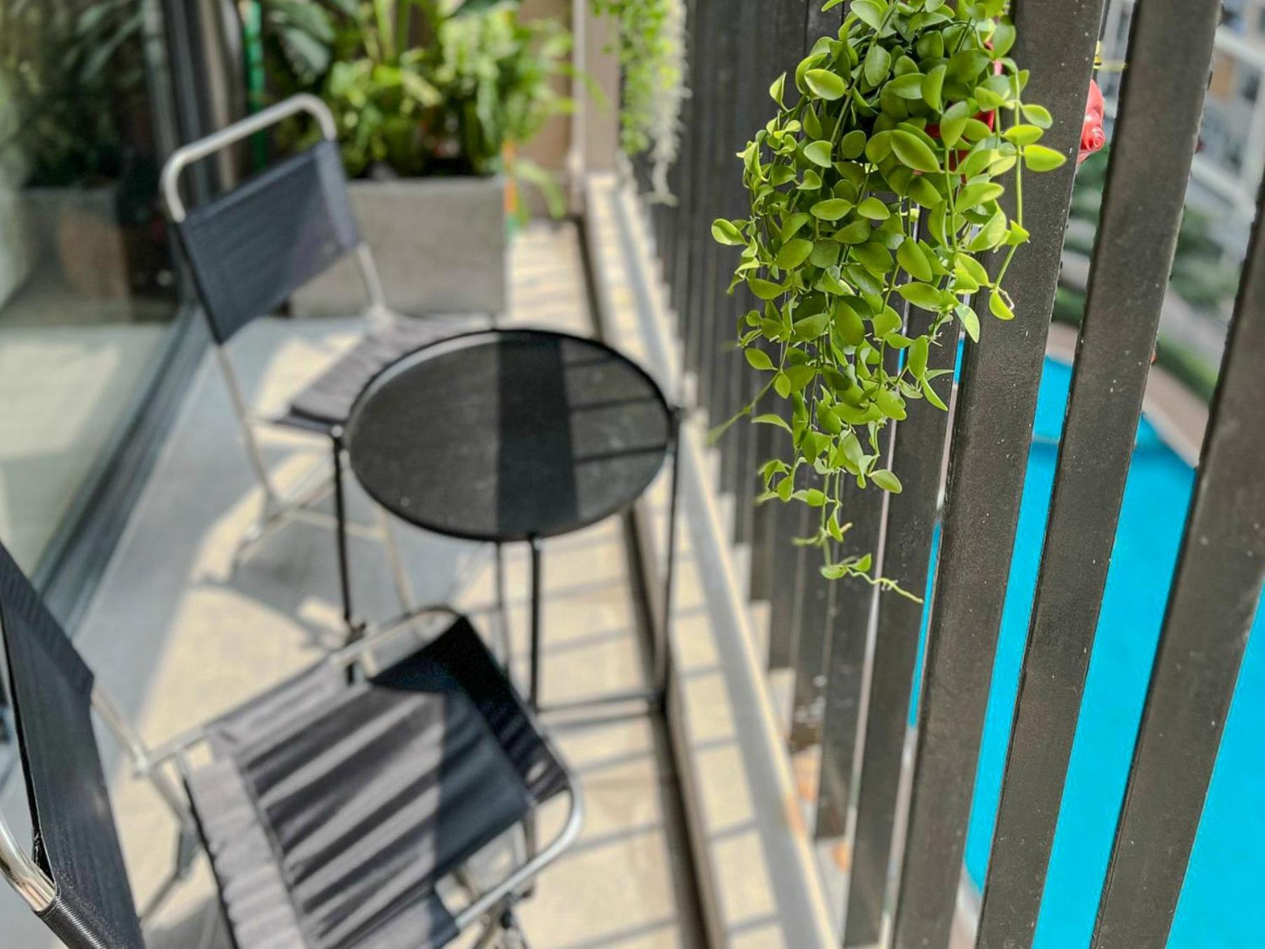 Apartment 2br Vinhomes Swimming Pool & View Hanoi