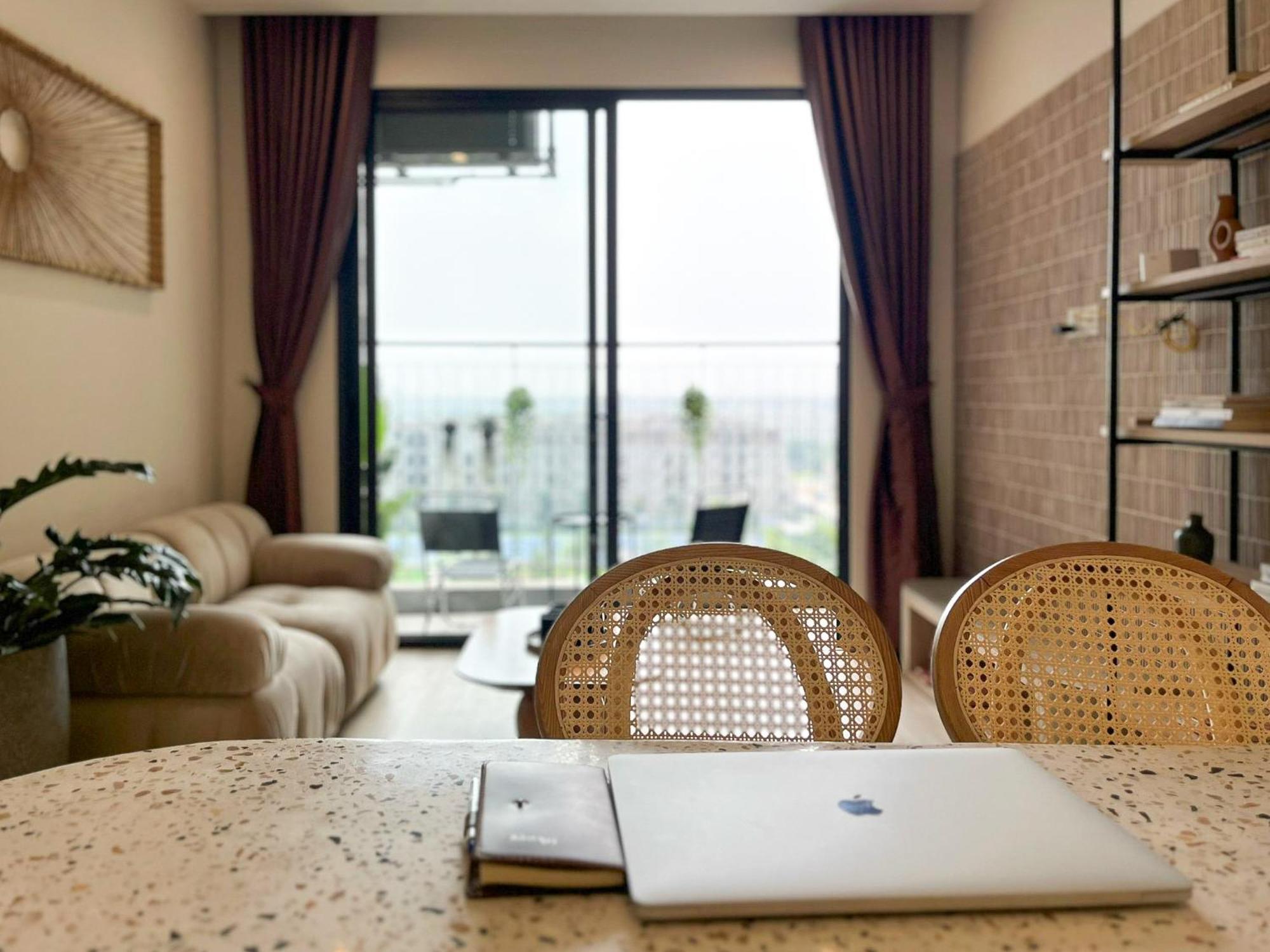 2br Vinhomes Swimming Pool & View Apartment *
