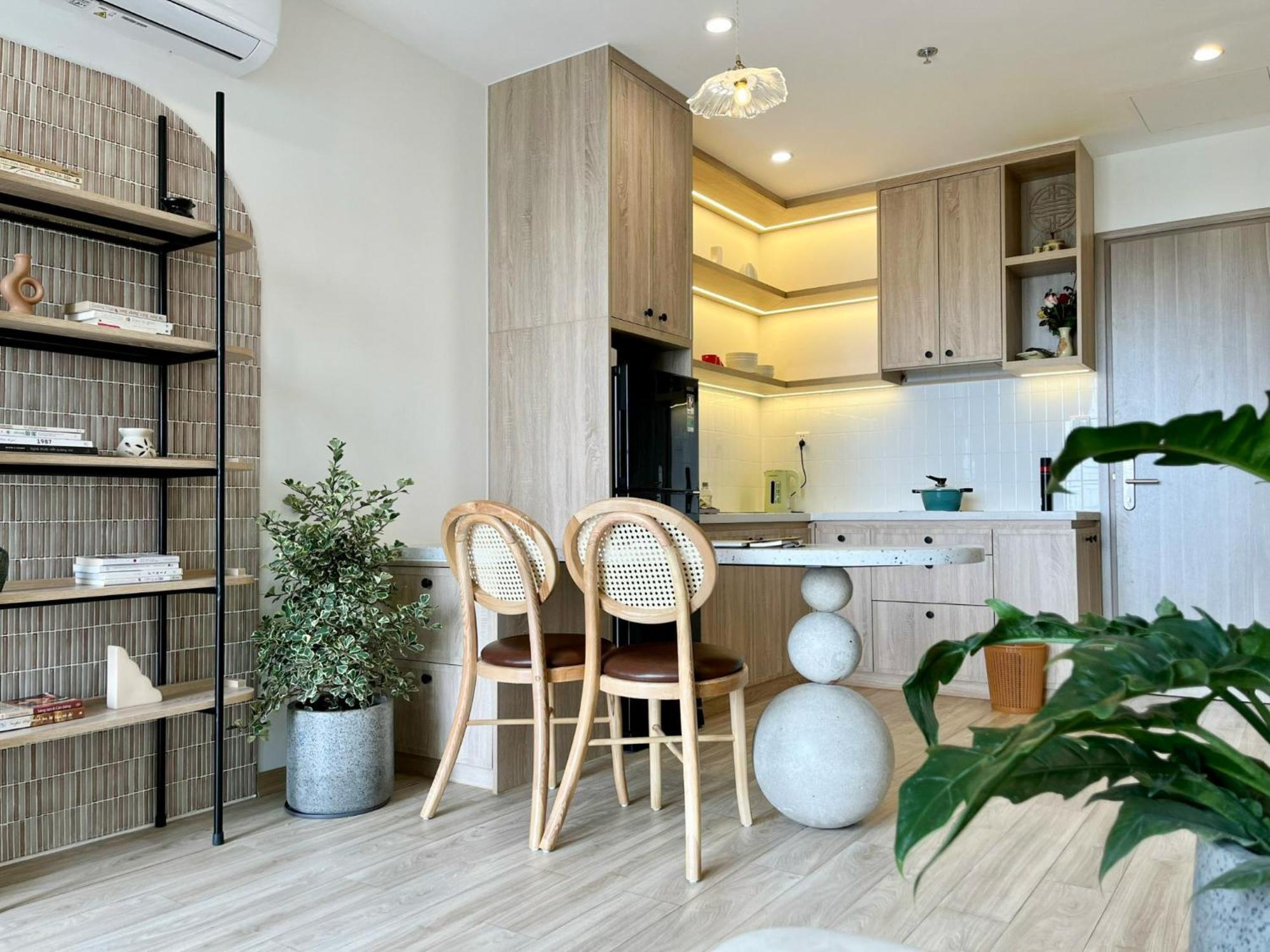 2br Vinhomes Swimming Pool & View * Hanoi