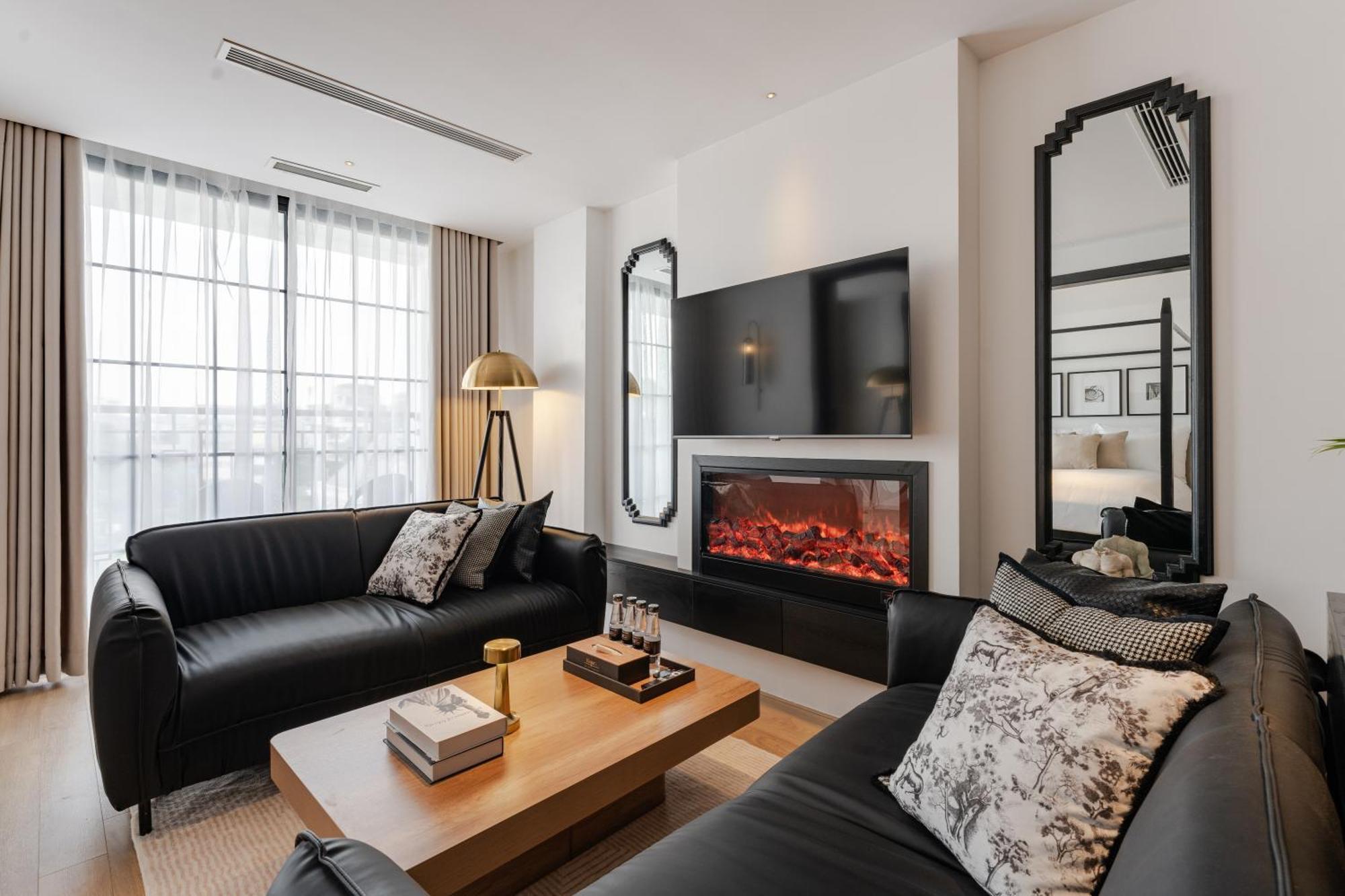 Harry's - The Zenith Apartment *