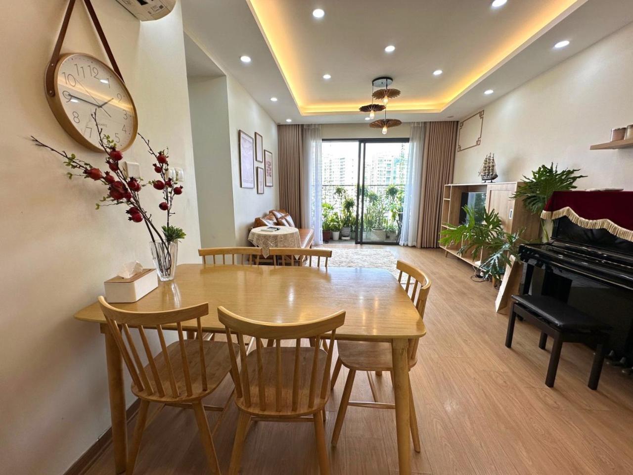 Vinhomes Dcapital Tran Duy Hung Official Hanoi