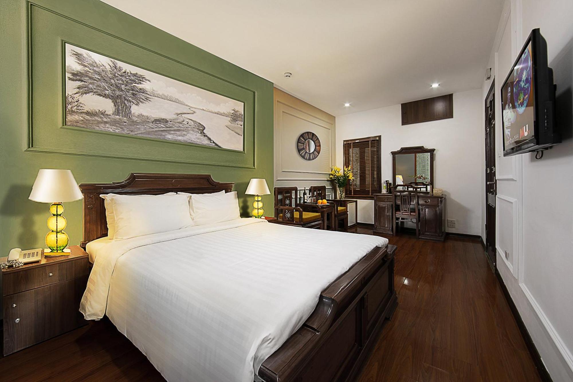 Sena Boutique & Travel