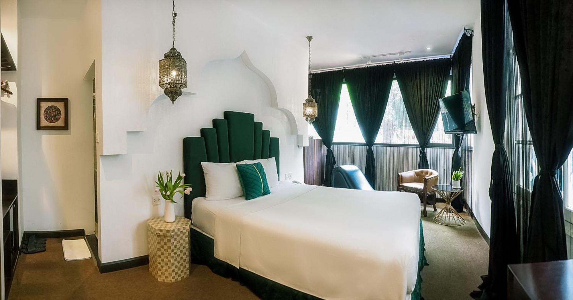 Rosa Hotel 3*