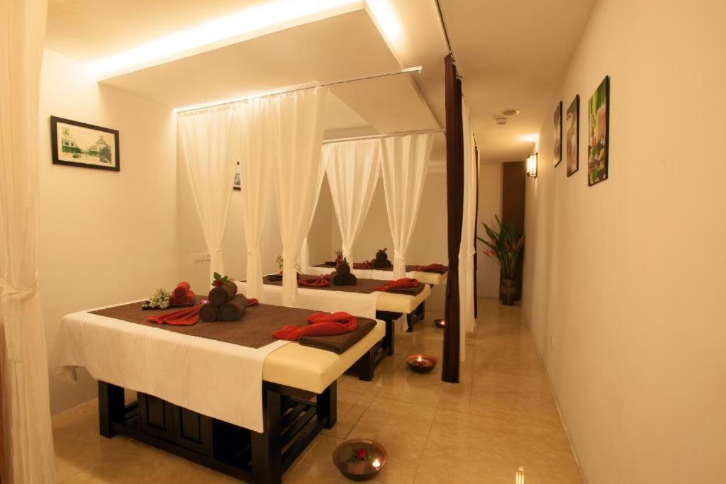 Mai Charming And Hotel 3*