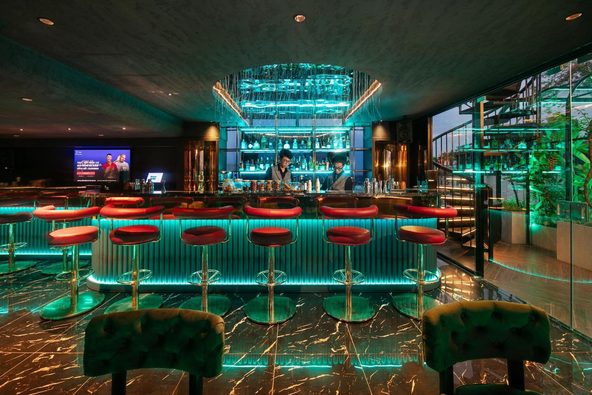 De Crown Hanoi