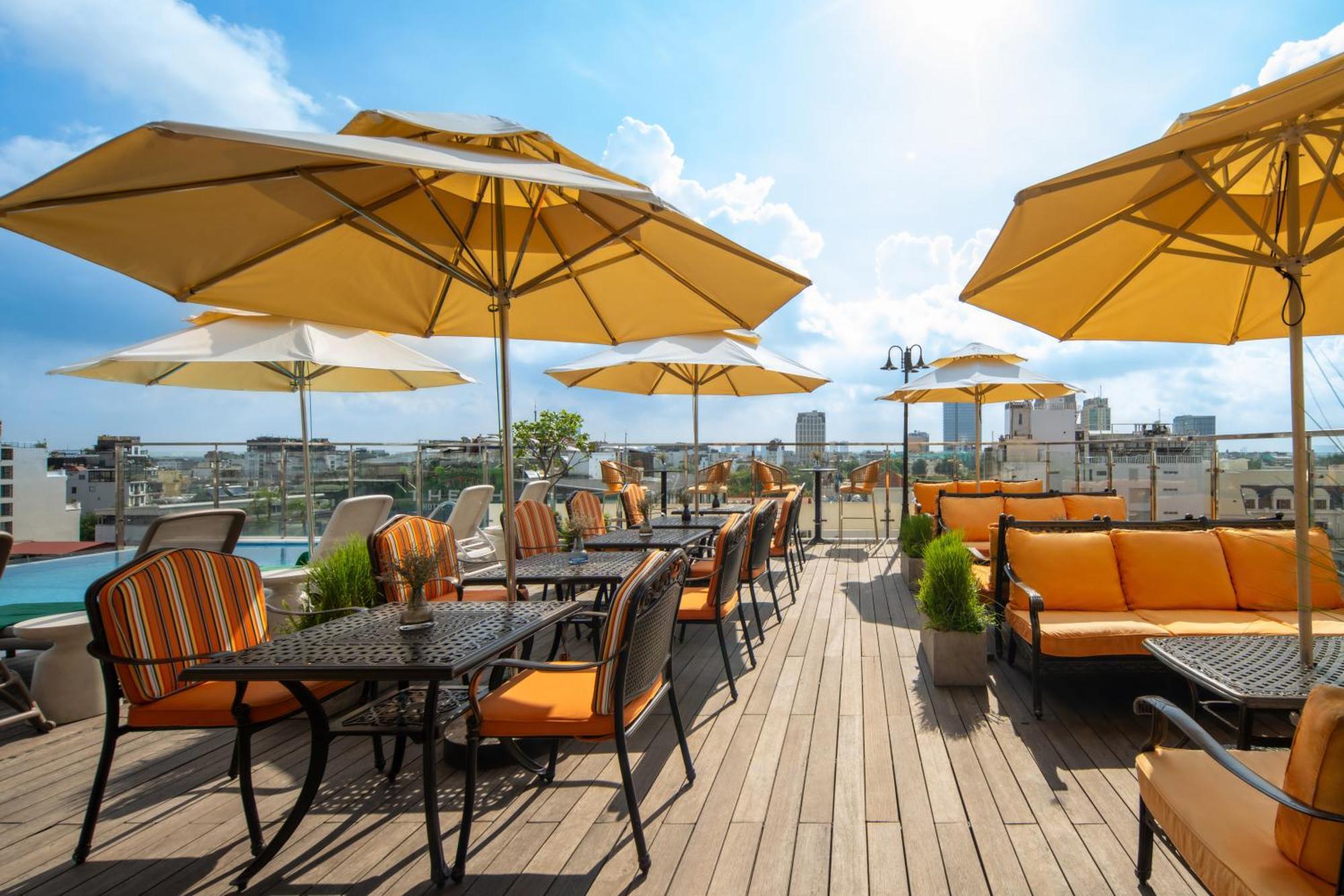 Anatole Hotel