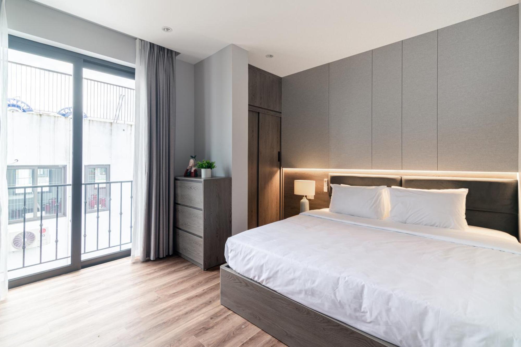 Hotel Luxe Paradise To Ngoc Van Hanoi