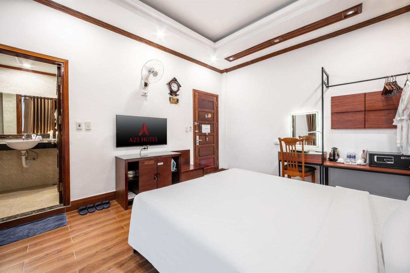 A25 Hotel - 44 Hang Bun 2* Hanoi