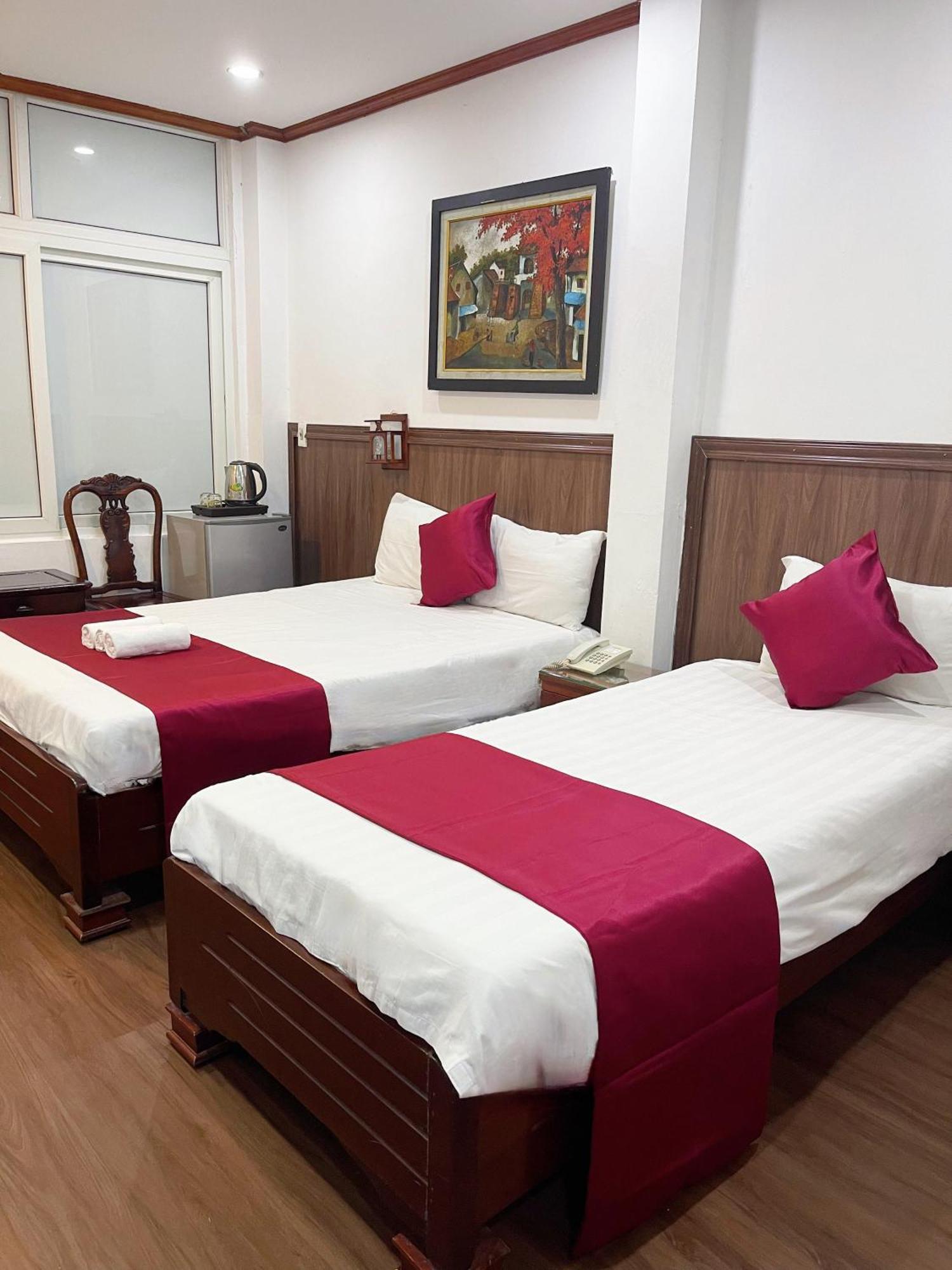 2 Long Bien Hotel 2*