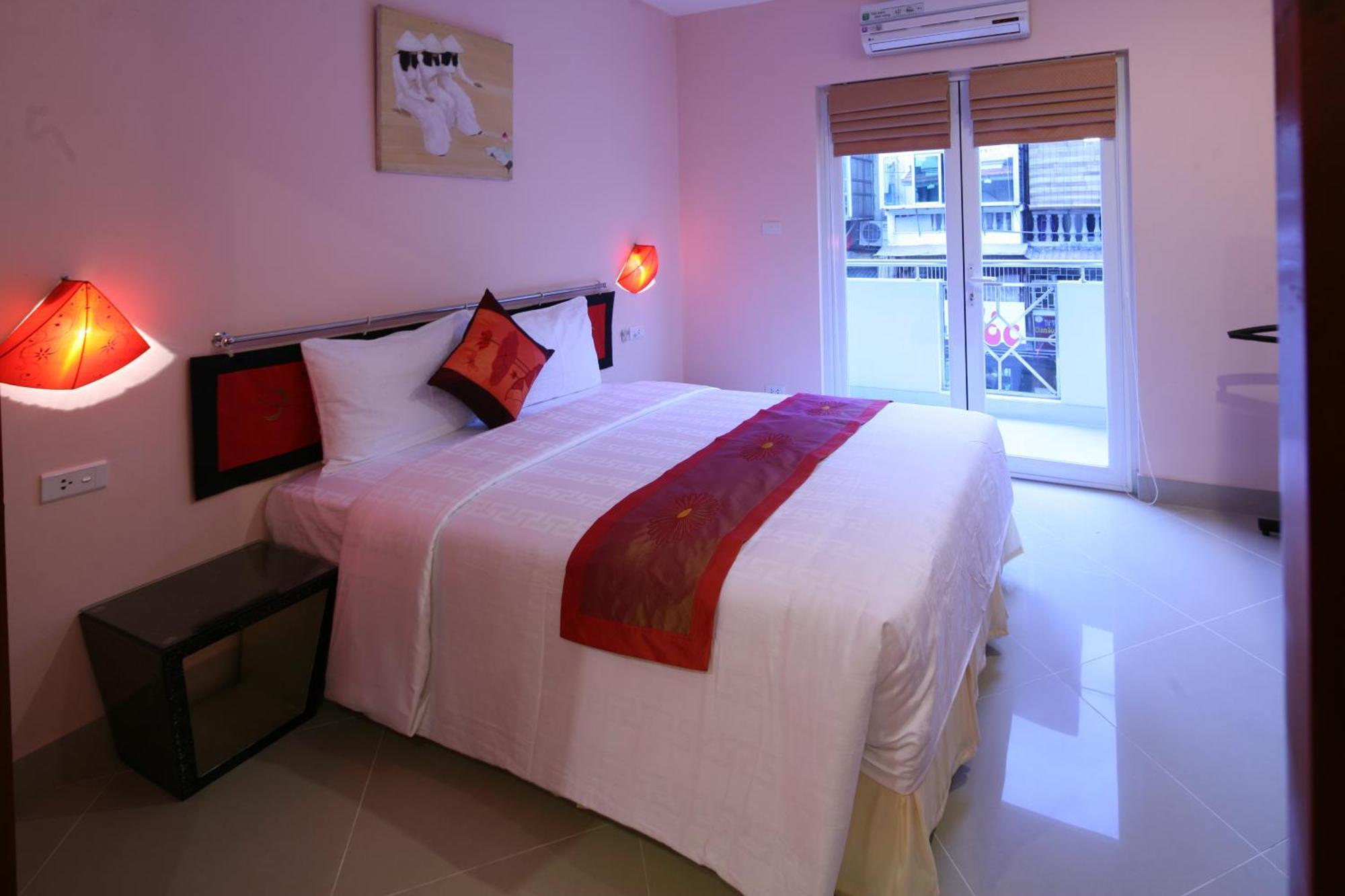 Hotel Rising Dragon