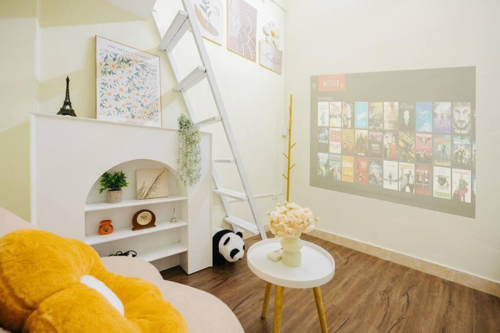 Lovely Near Train Street - Old Quarter - Netflix Holiday home Hanoi
