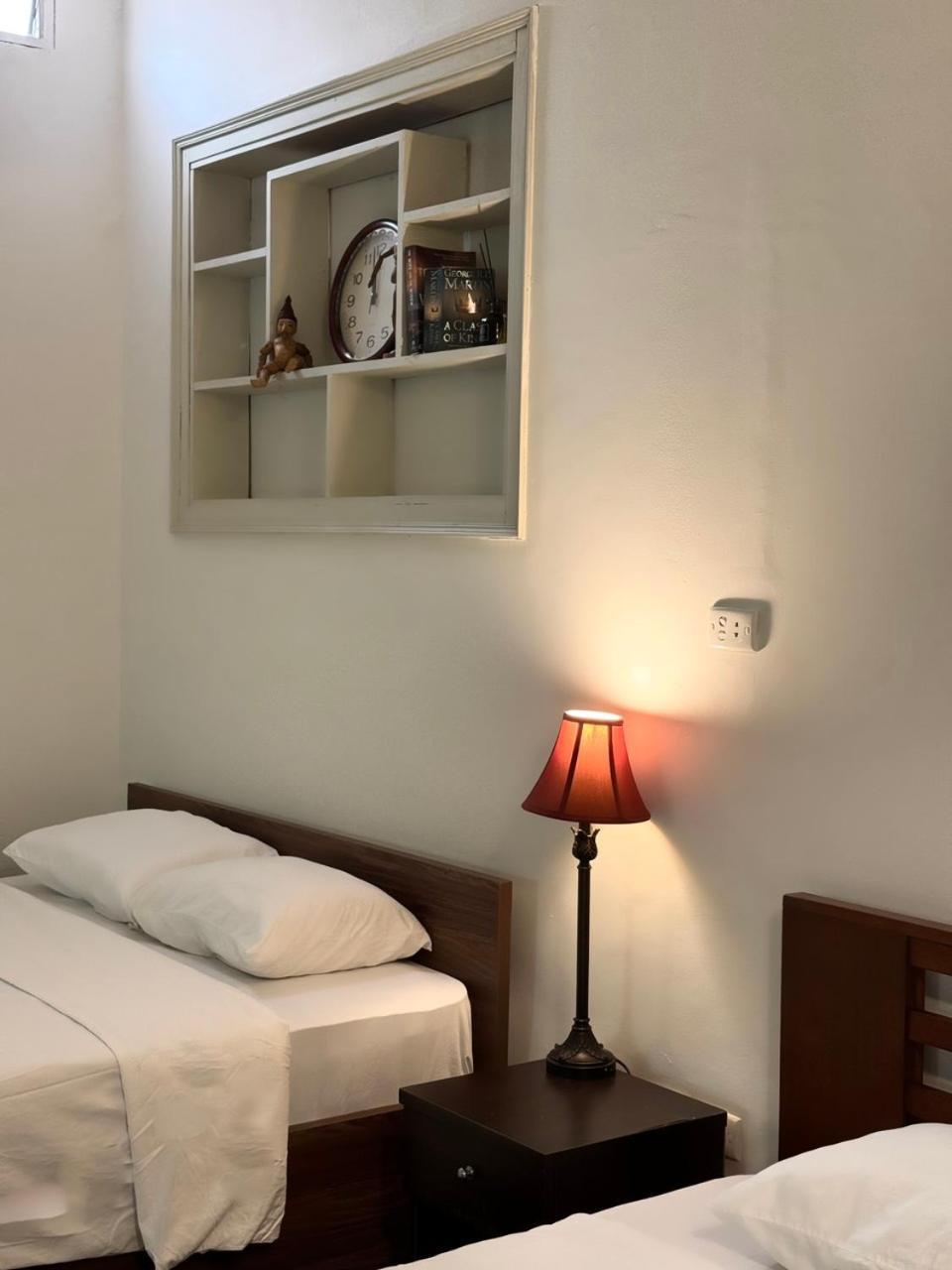 Guest house Full House Fam Friendly-old Quater-super Location48 Hanoi